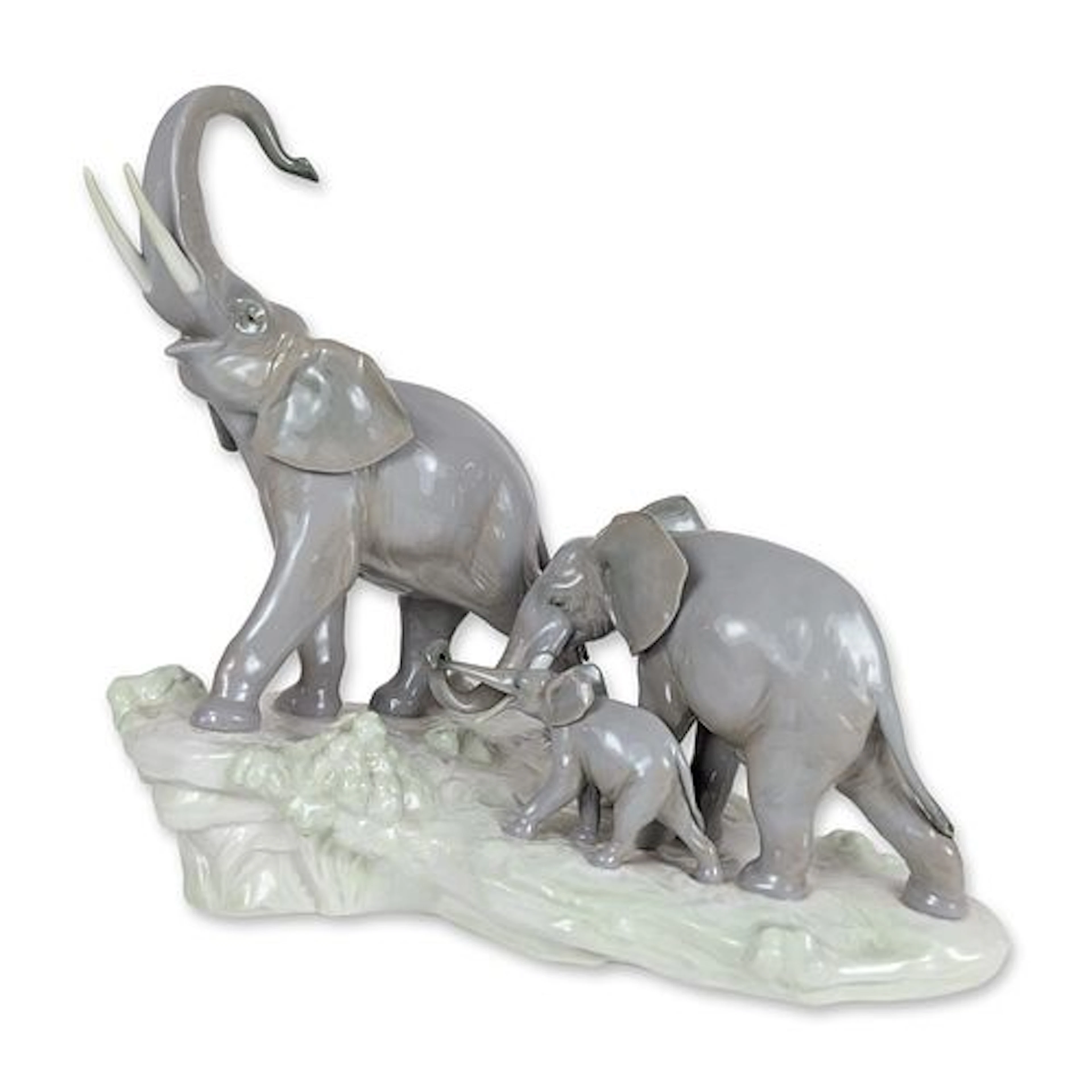 Lladro Porcelain Sculpture, Elephants 1001150