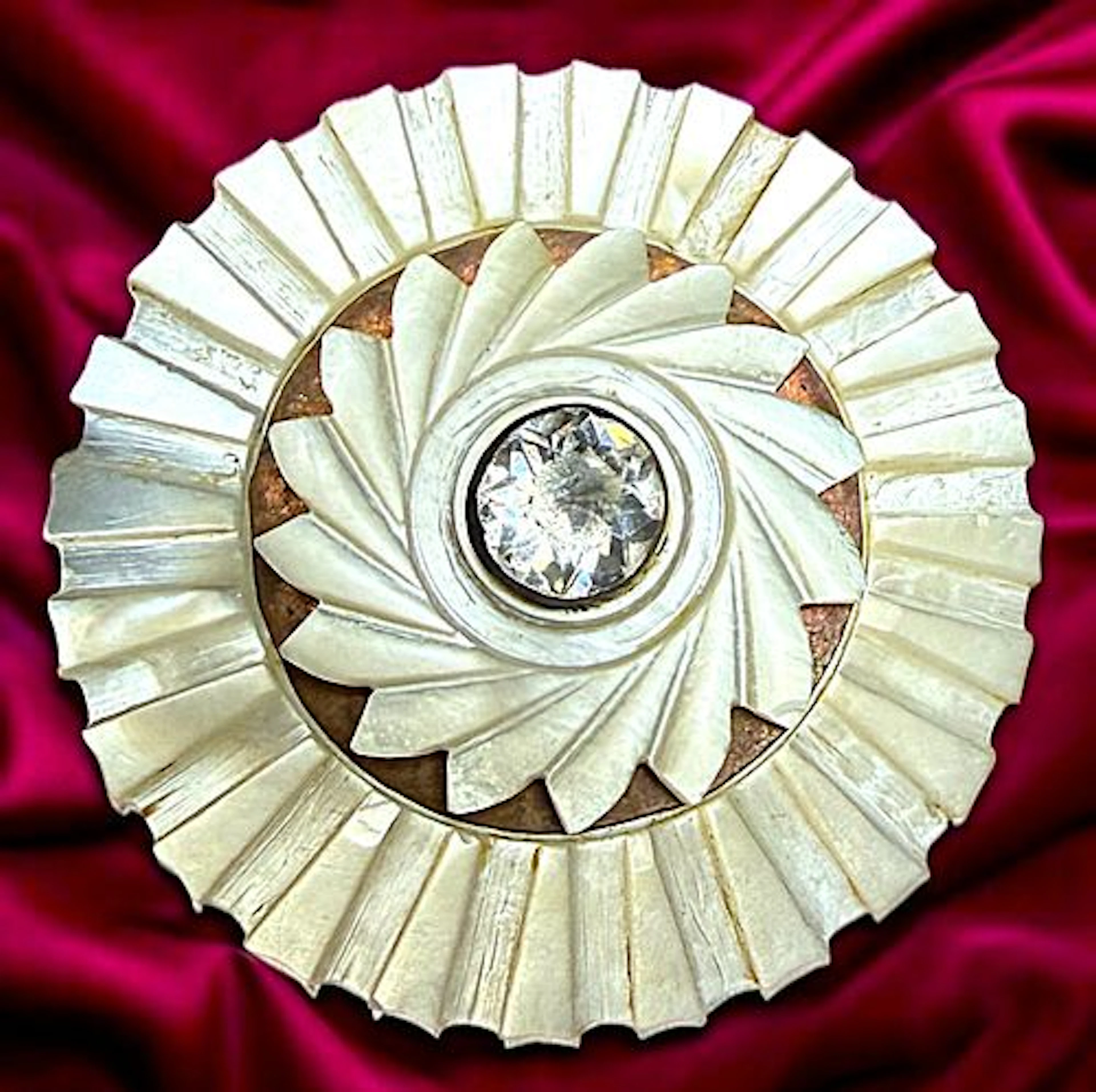 A DIVISION ONE PEARL AND PASTE BUTTON