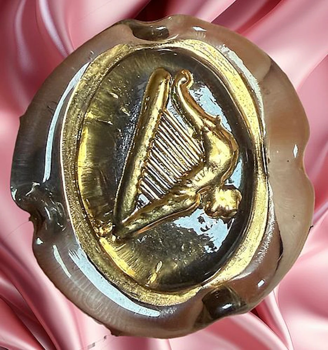 A DIVISION THREE ENGLISH BIMINI GLASS BUTTON