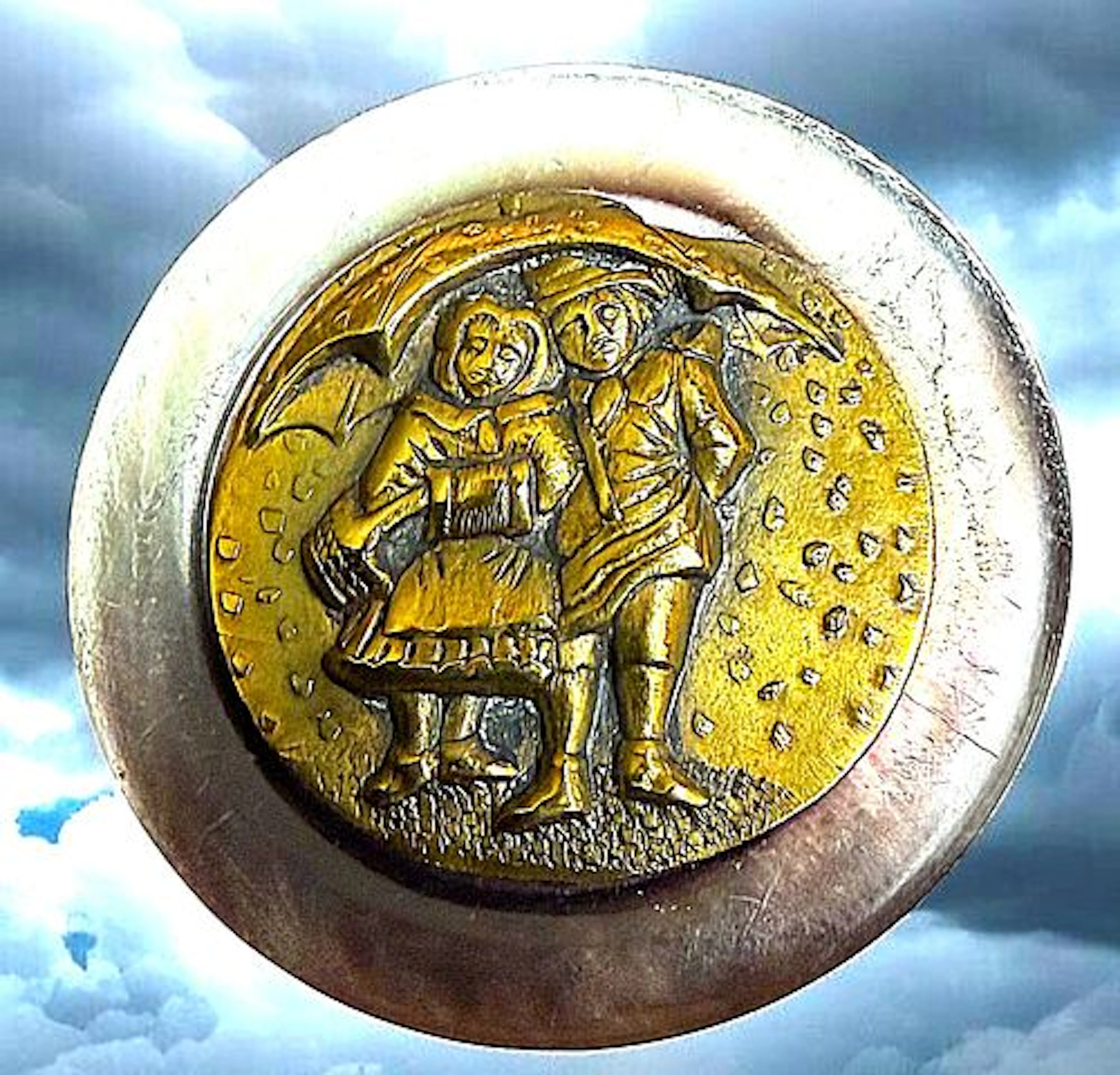 AN UNUSUAL DIVISION THREE STUDIO ARTIST BUTTON
