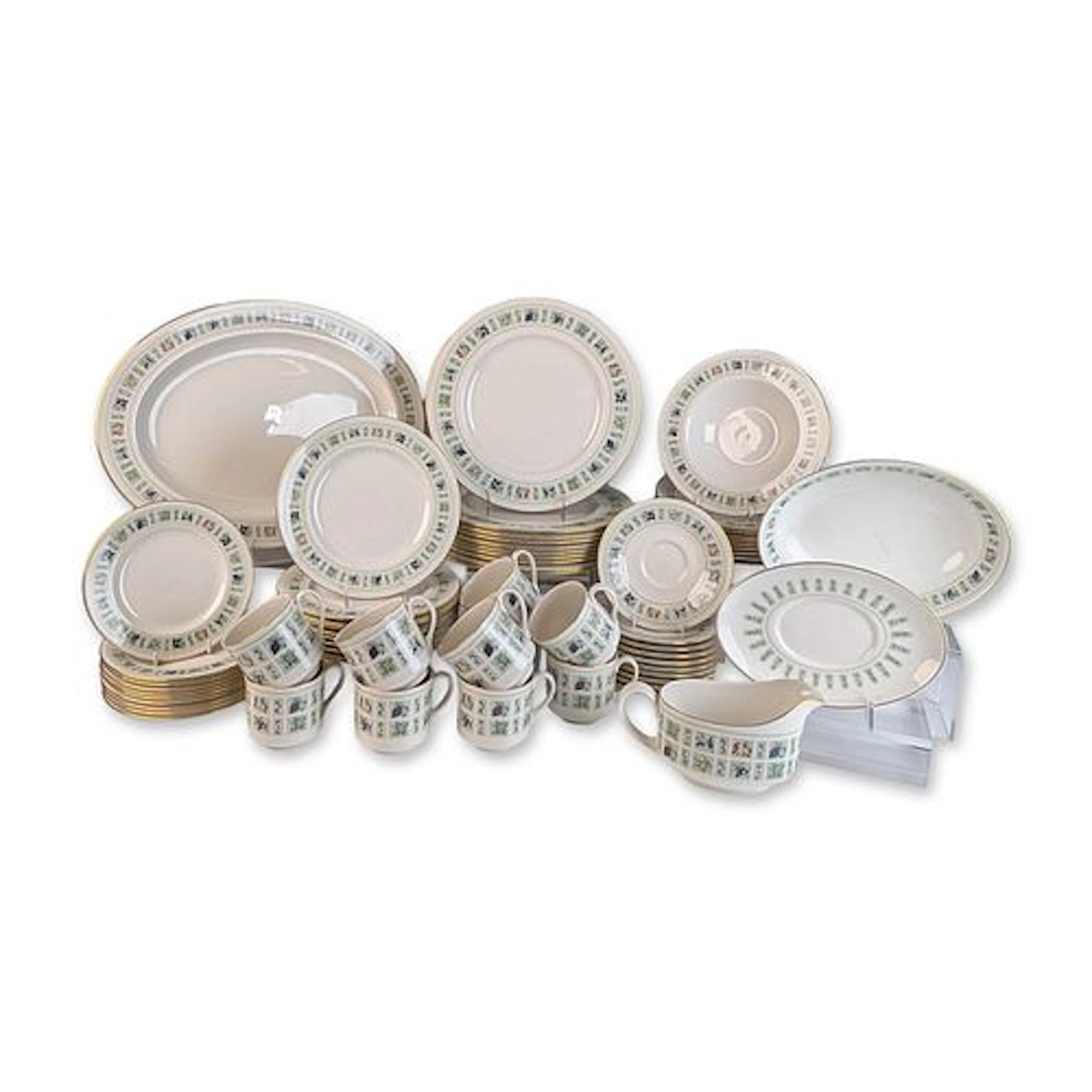 64pc Royal Doulton Fine China Tapestry Dinnerware Set, Service for 10