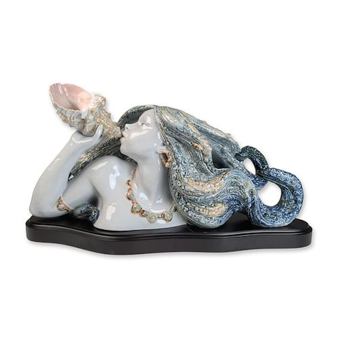Lladro Limited Edition Porcelain Sculpture, Call of the Sea 01001814 with Base