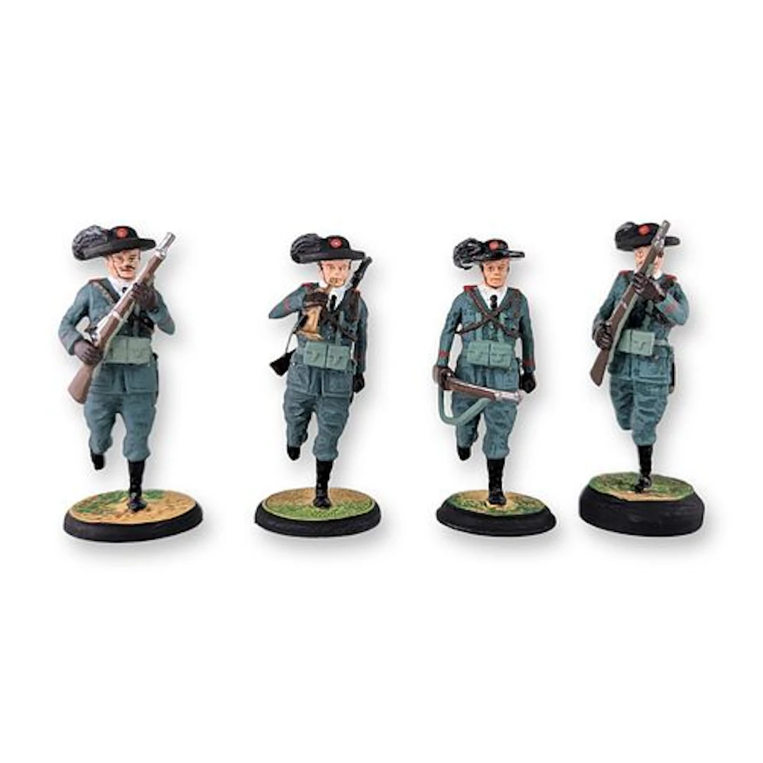 4pc Mundiart Miniaturas Set of Four Italian Bersaglieri Soldier Figurines