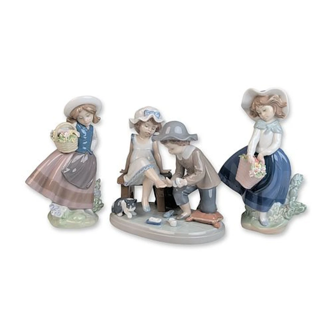 3pc Lladro Porcelain Figurines, Try This One 5361, Sweet Scent 5221