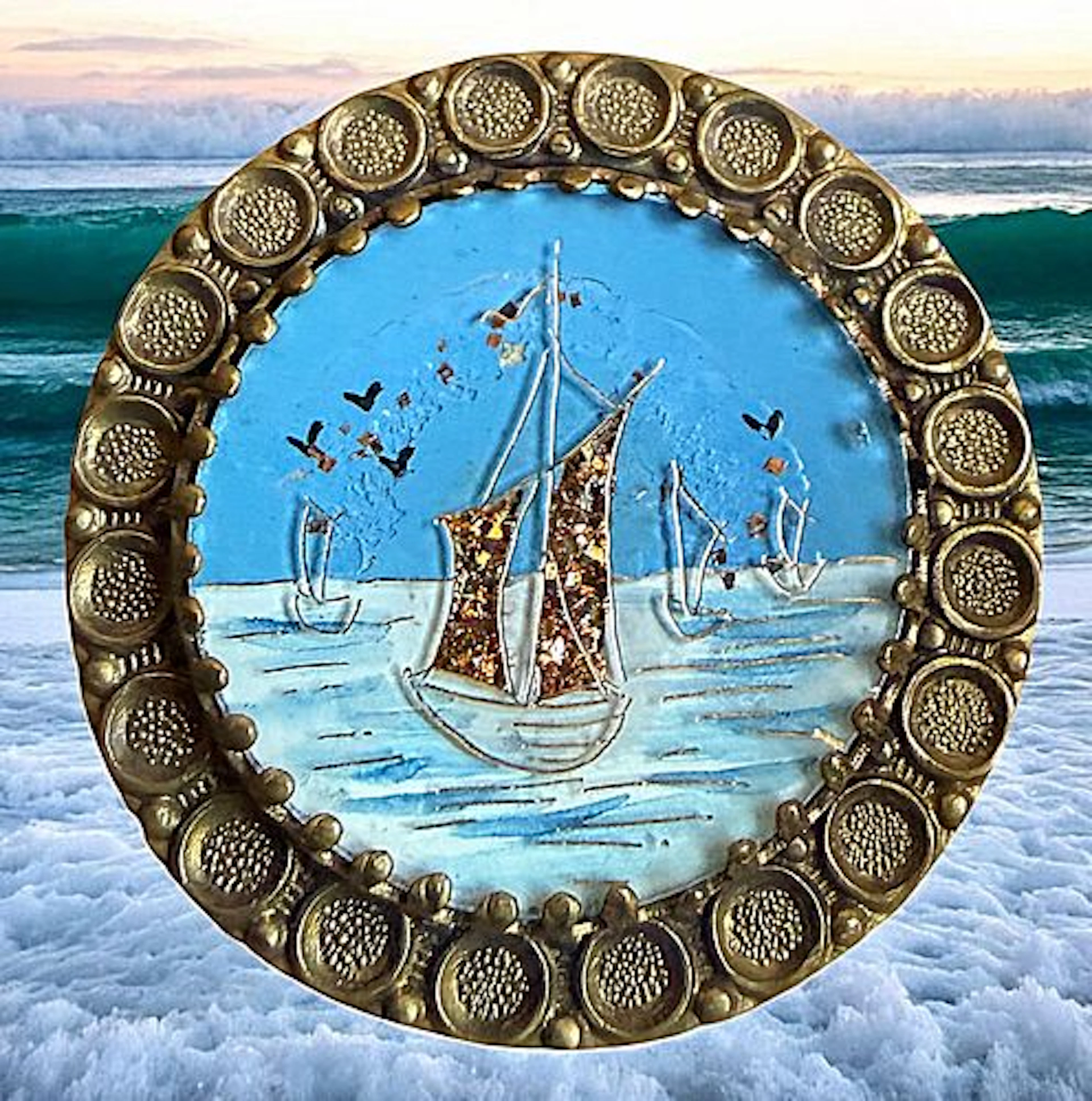 A DIVISION ONE UNDER GLASS PICTORIAL BUTTON