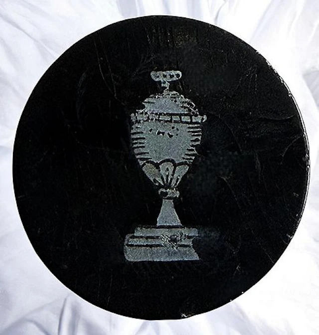 A DIVISION ONE SCARCE WOOD PICTORIAL BUTTON