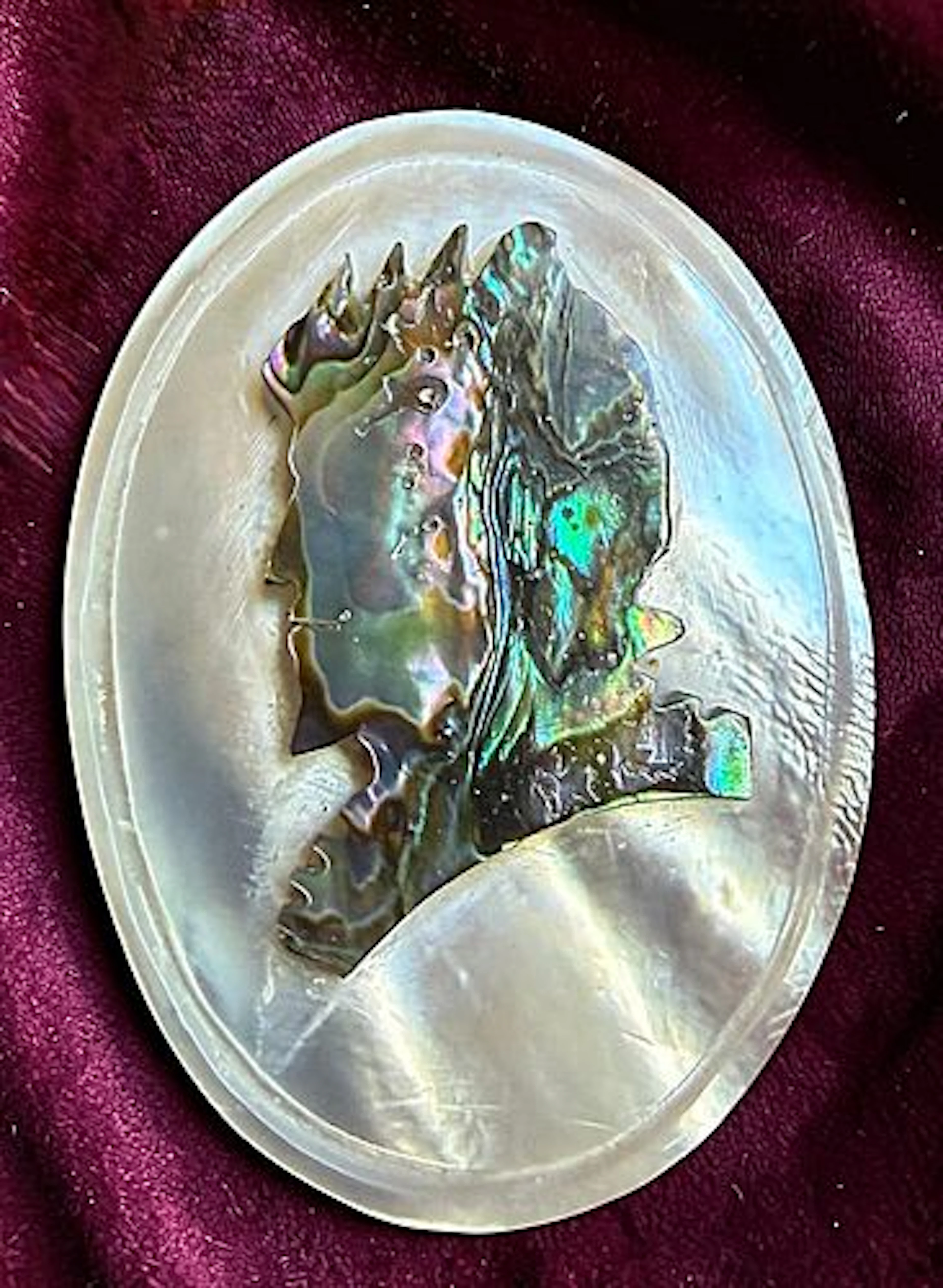 A DIVISION THREE BETHLEHEM PEARL PROFILE HEAD BUTTON