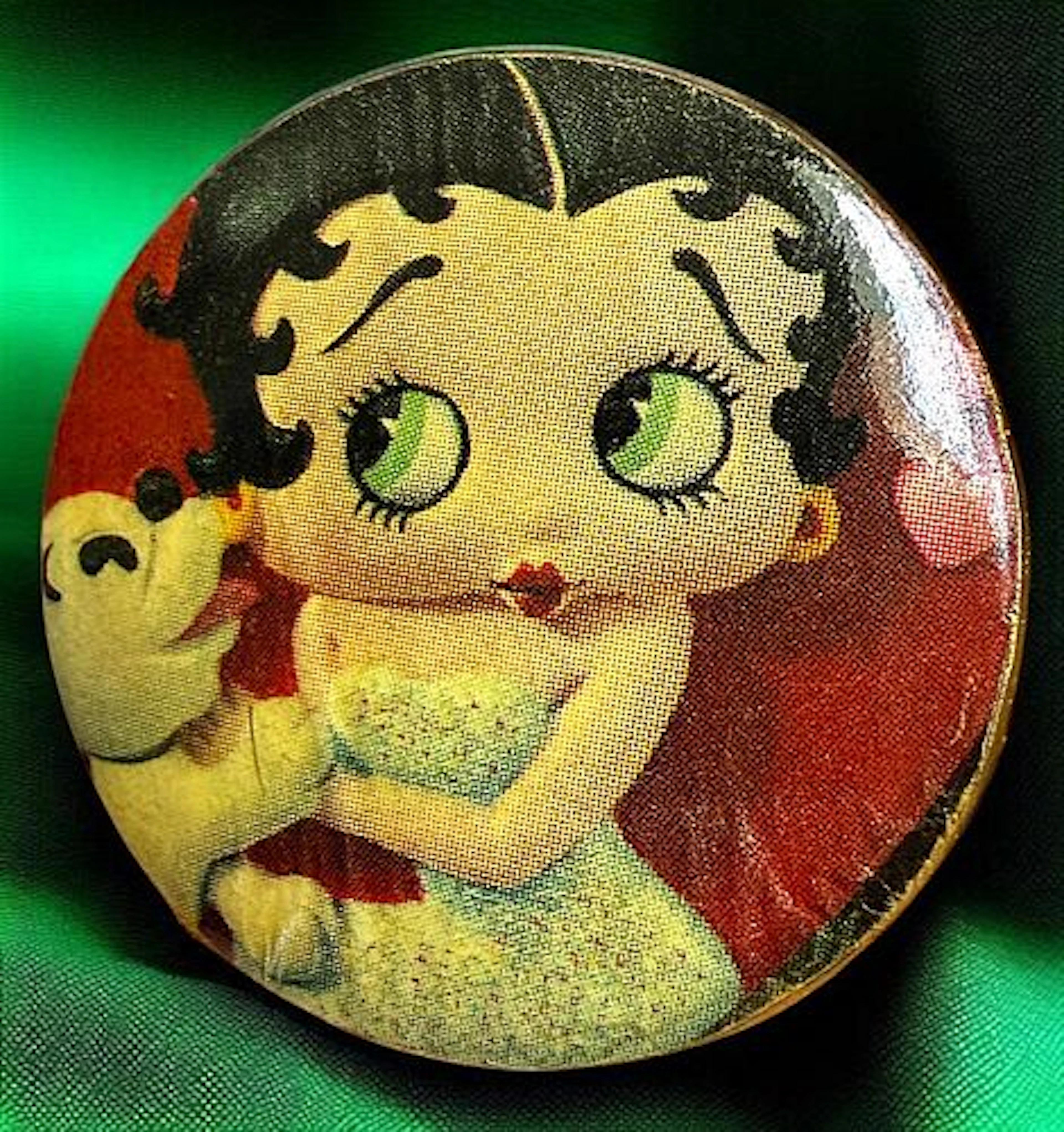 A DIVISION THREE STUDIO ARTIST BUTTON