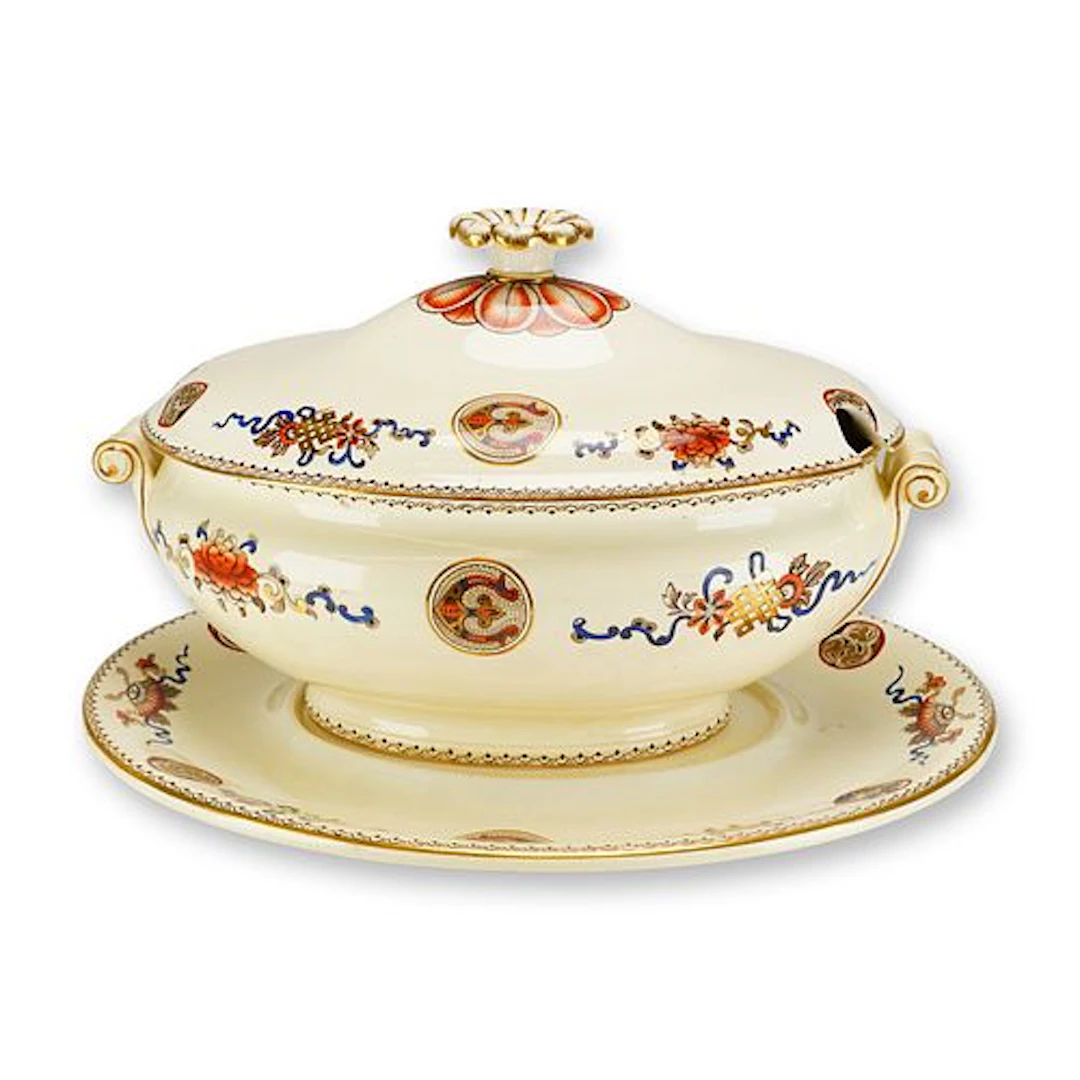 2pc Wedgwood Creamware Soup Tureen Set with Lid and Underplate