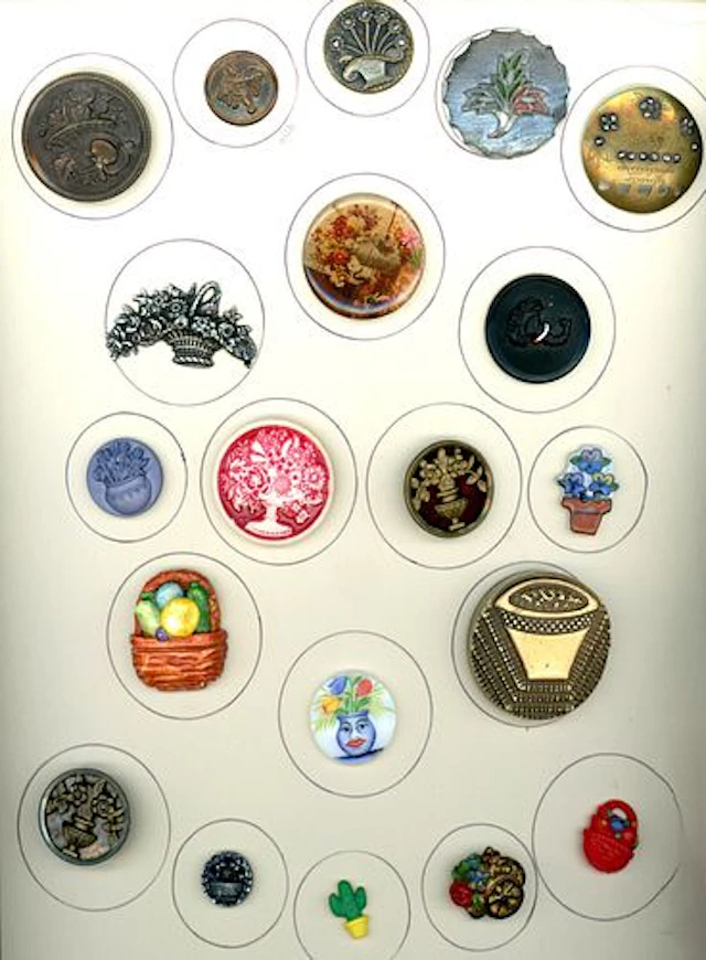 A CARD OF DIVISION 1 & 3 BASKET BUTTONS