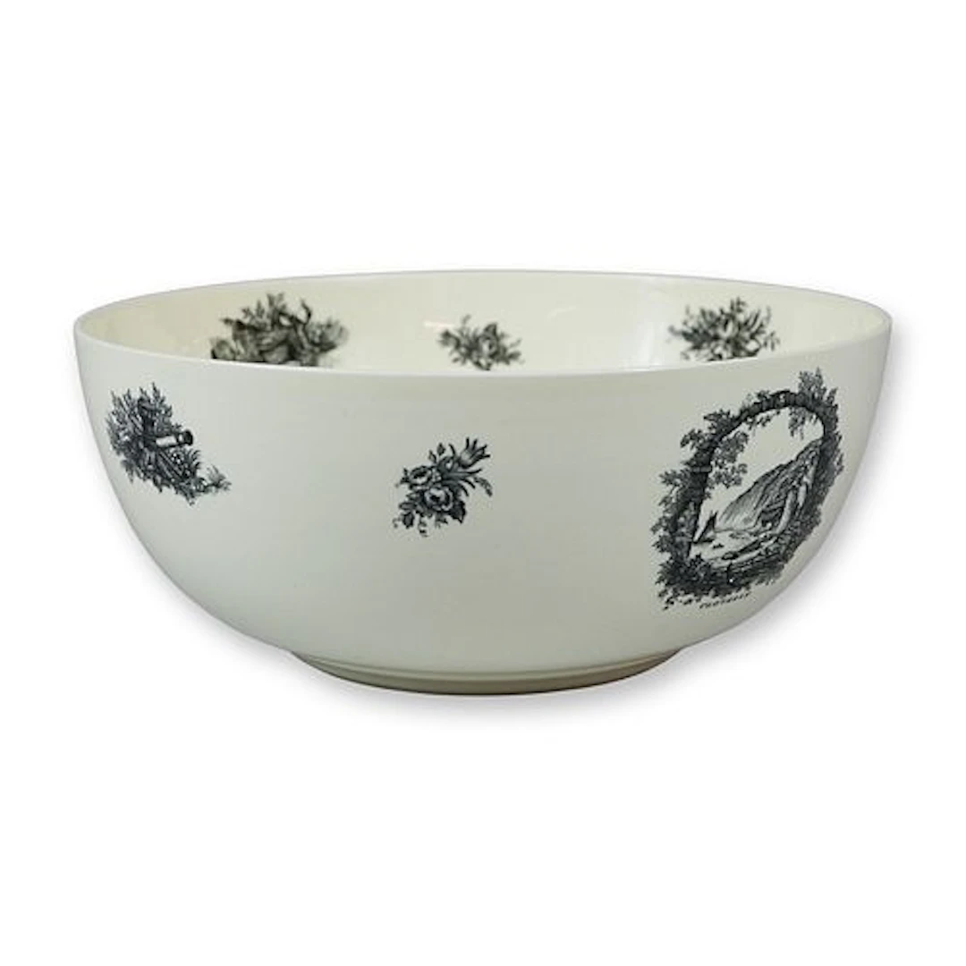 Wedgwood Rex Whistler Clovelly Pattern Creamware Bowl