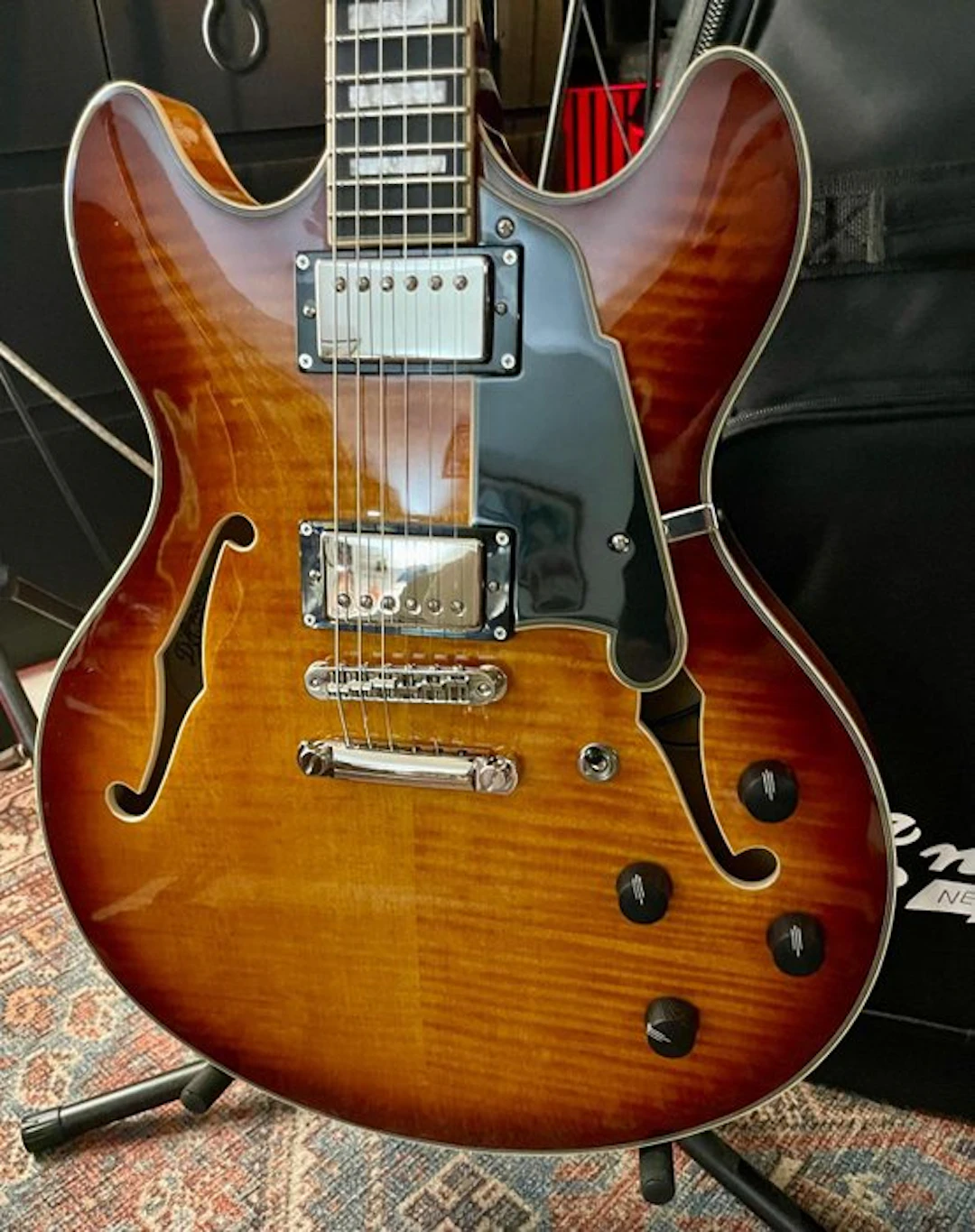 D'Angelico - Premier DC – Brown Burst - - Electric guitar