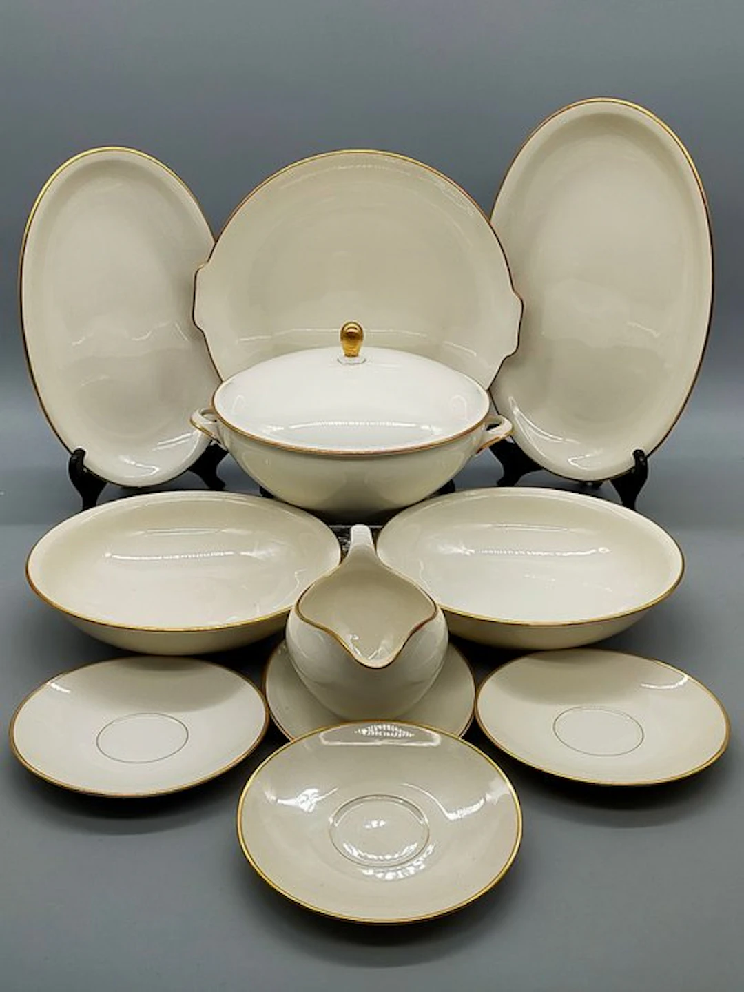 Seltmann Weiden - Dinner set - Bavaria Porzellan Servierset Goldrand
