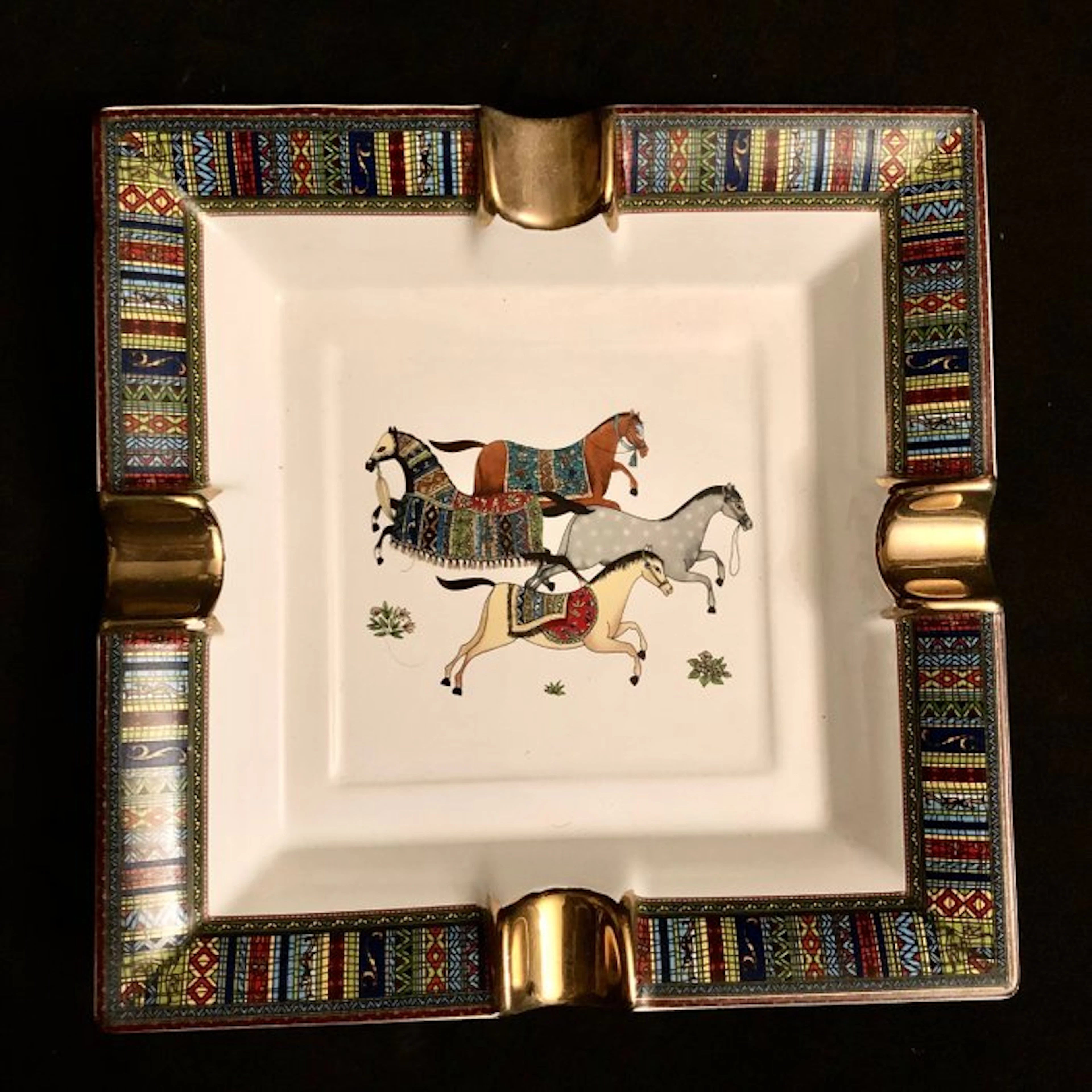 Ashtray - An equestrian