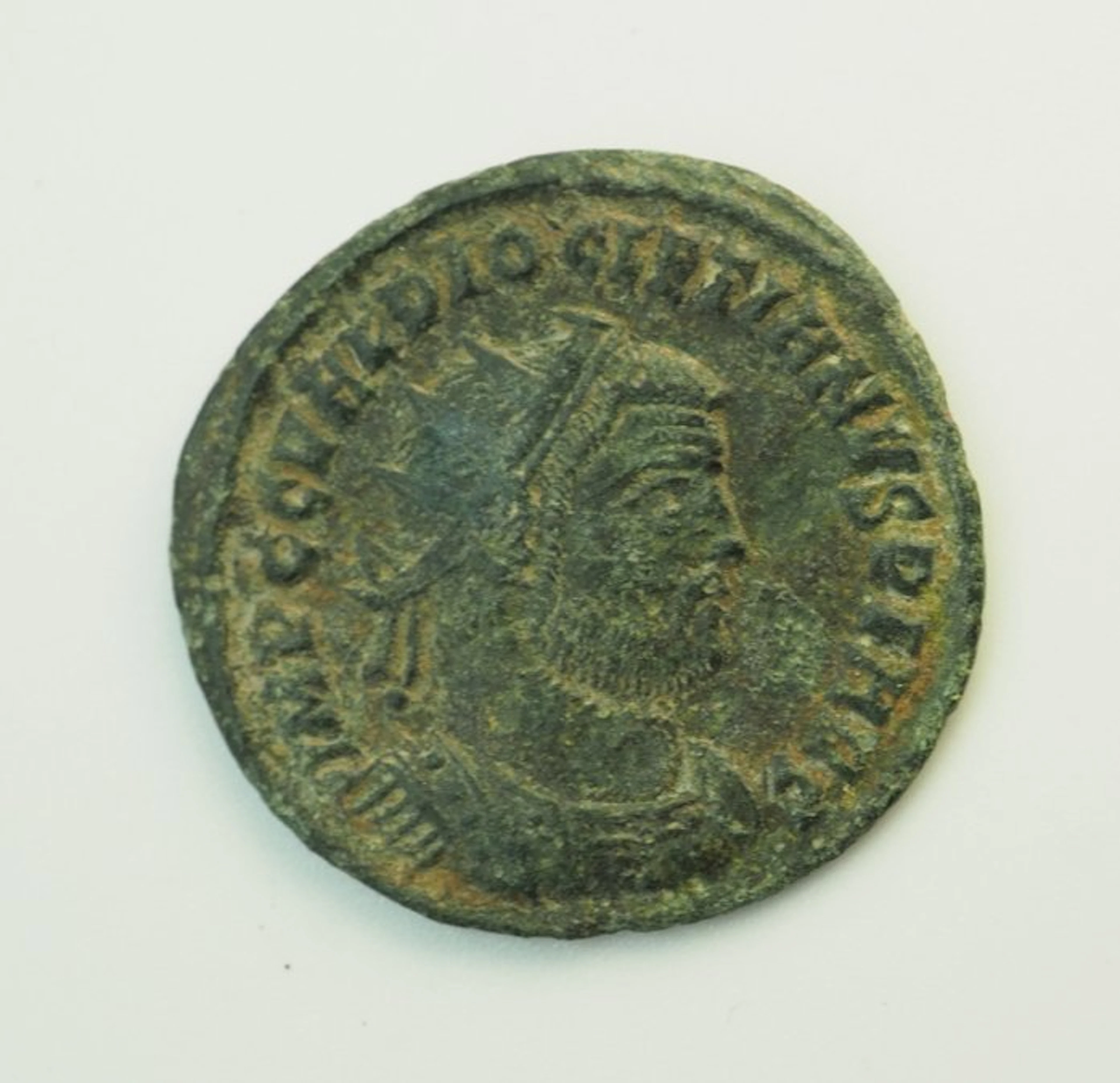 Ancient Roman Bronze Maximianus 286-306 - 20 mm (No reserve price)