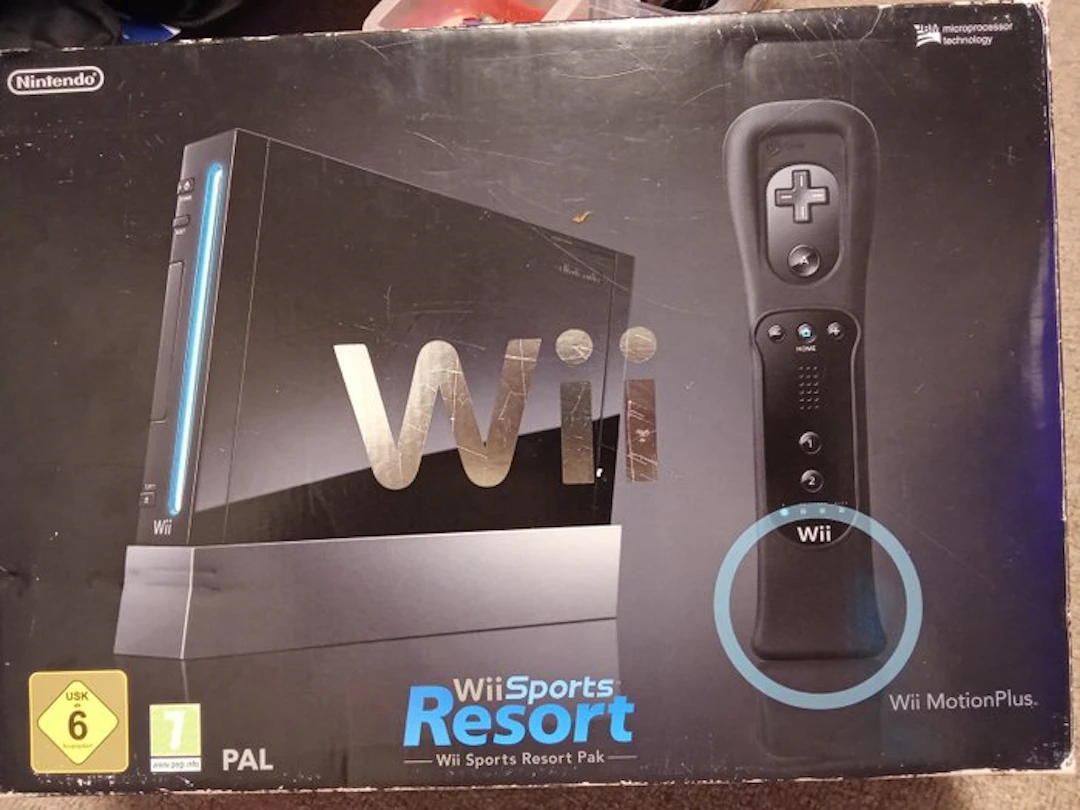 Nintendo - Wii - Wii Sports Resort Pak - Video game console + games