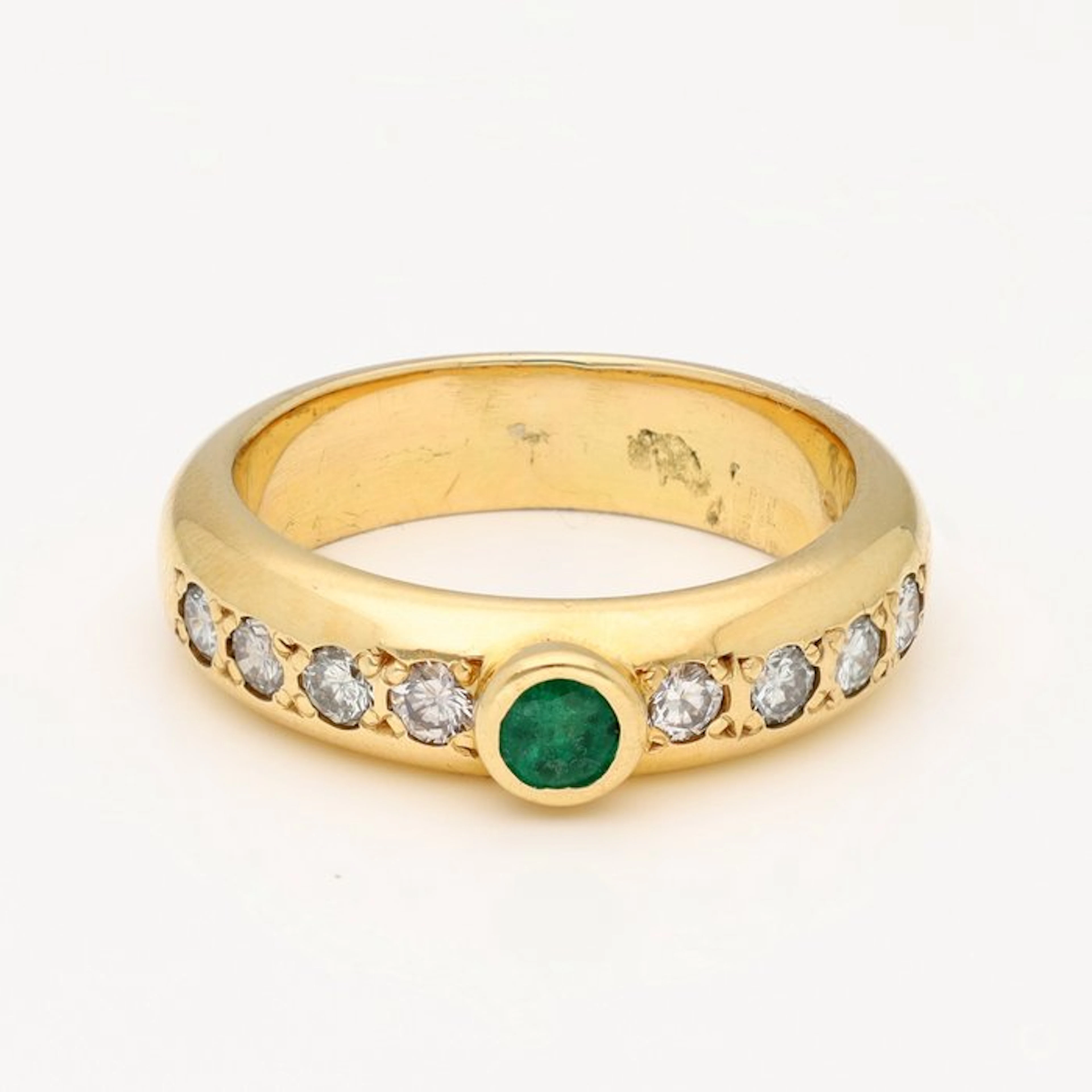 Ring - 18 kt. Yellow gold - 0.67ct. tw. Emerald - Diamond