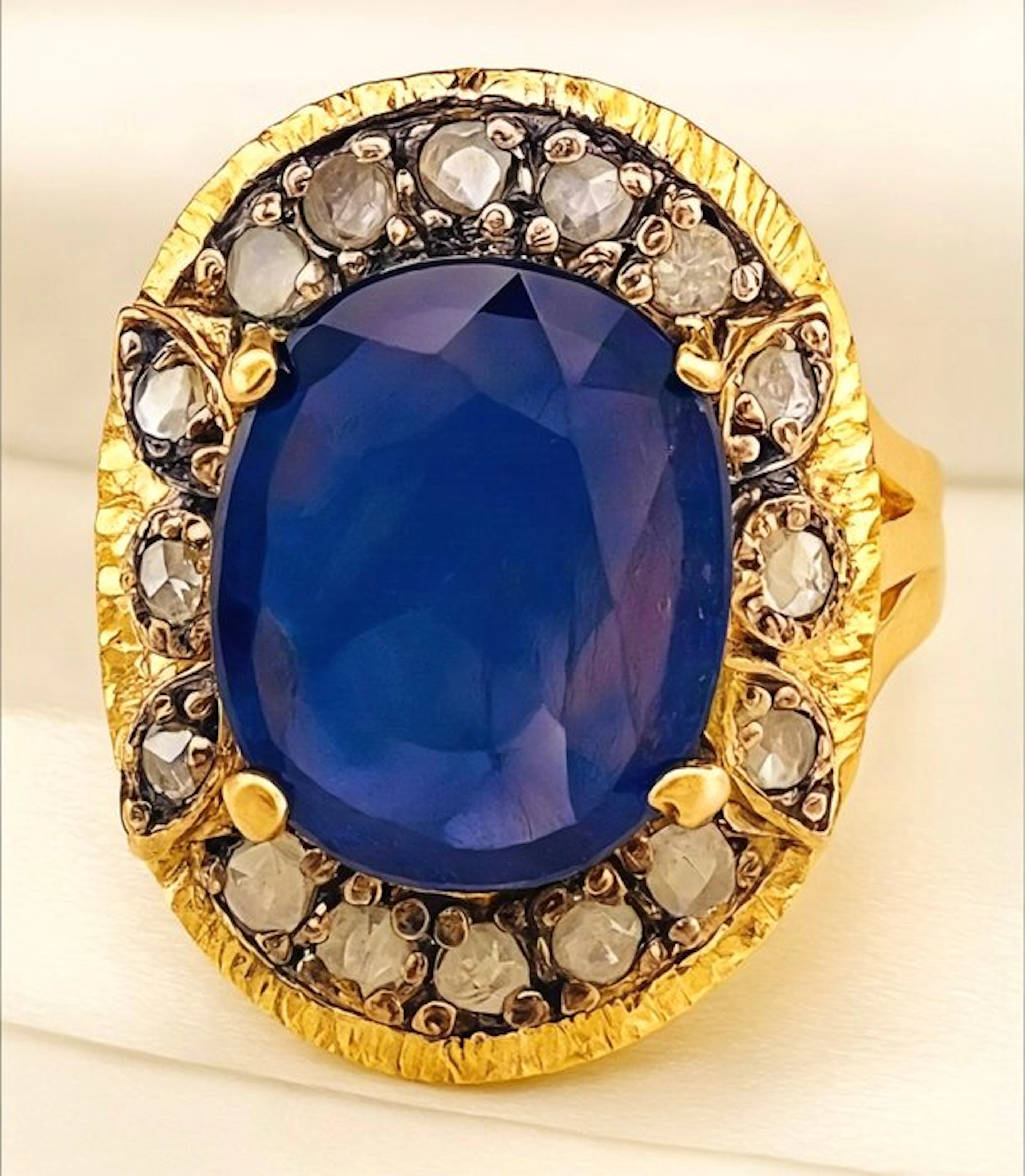 No reserve price - Ring - 9 kt. Yellow gold, Silver Sapphire - Diamond