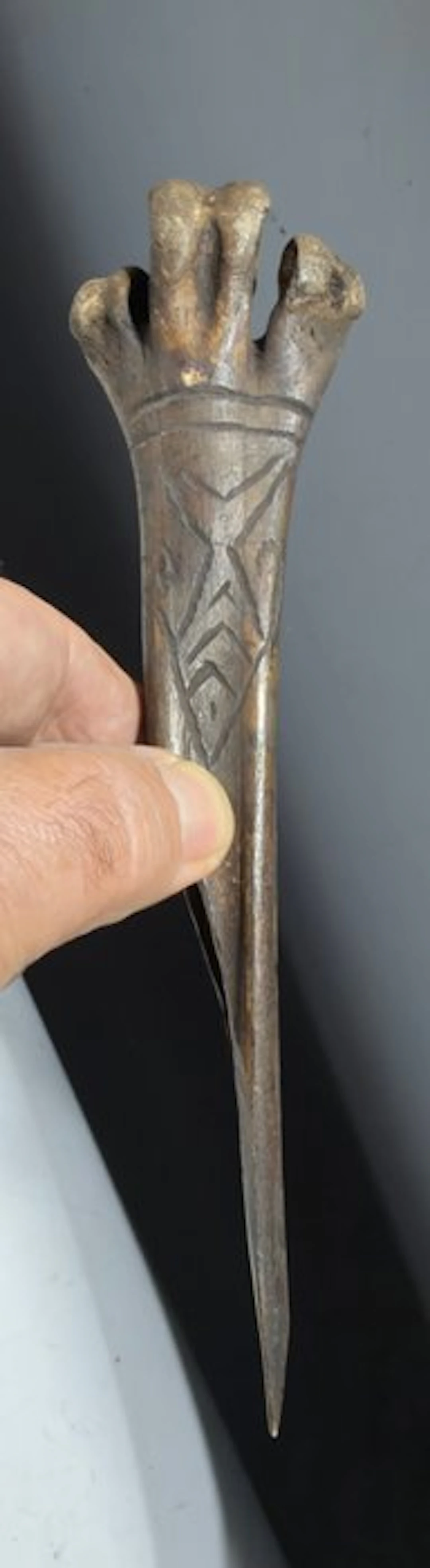 Remarkable anciet dagger bone Sentani - Sentani - West Papua (No reserve price)