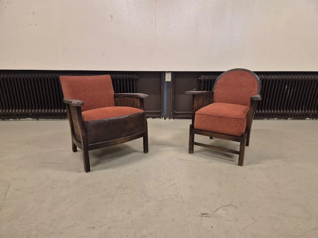 Artifort - Armchair (2) - Wood