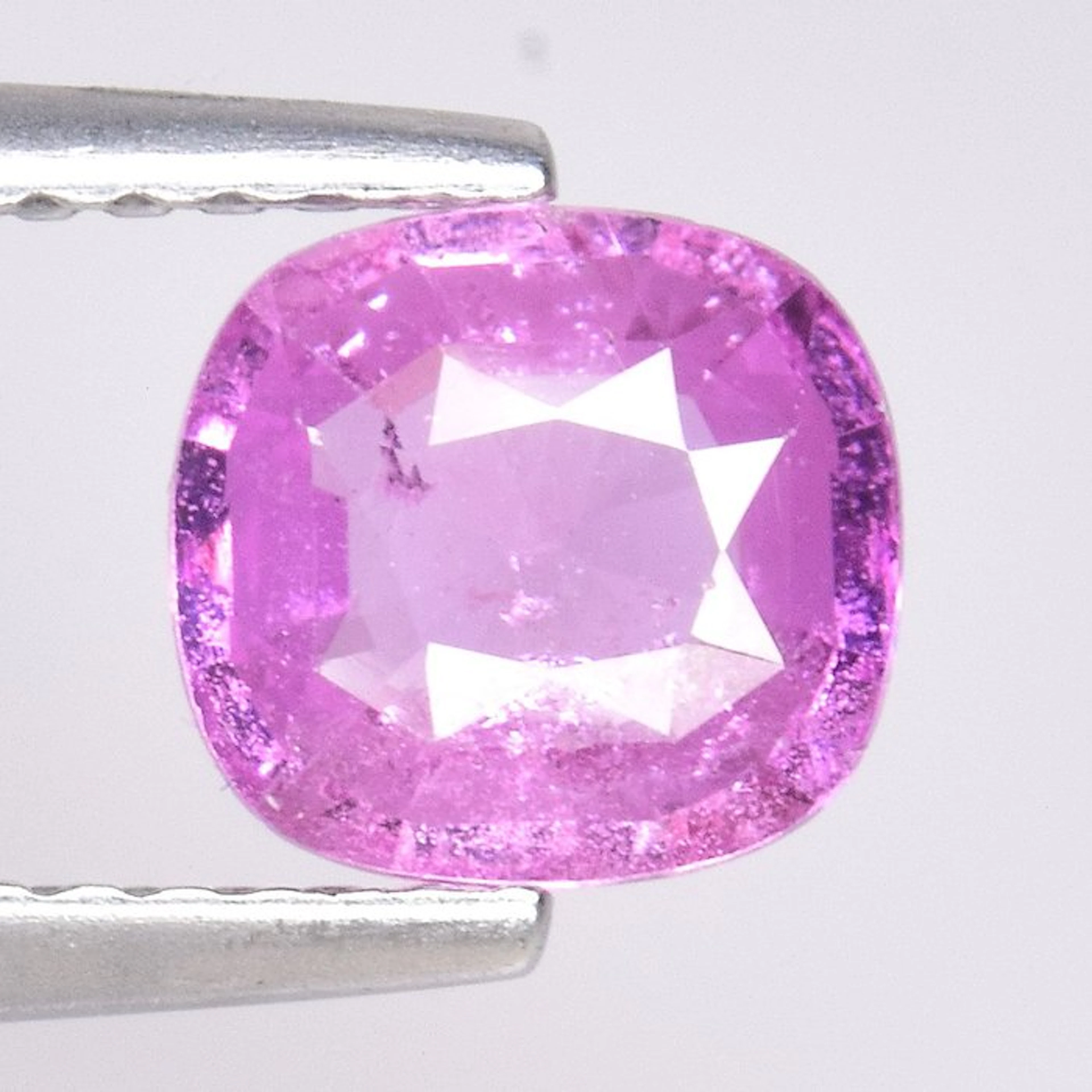 1 pcs Pink Sapphire - 1.05 ct - Antwerp Laboratory for Gemstone Testing (ALGT)