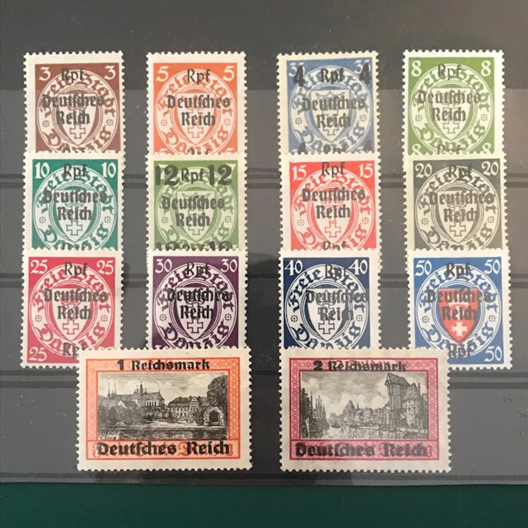 German Empire 1939 - Zegels van Danzig met opdruk Duitse...