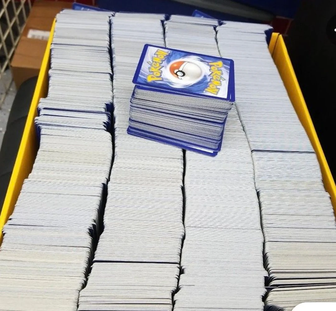 Pokémon - 10000 Bulk cards - Various sets