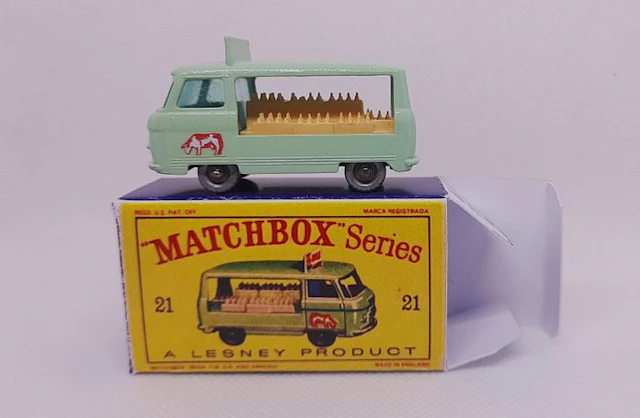 Lesney 21 Commer Bottle Float (Matchbox series) - Model car