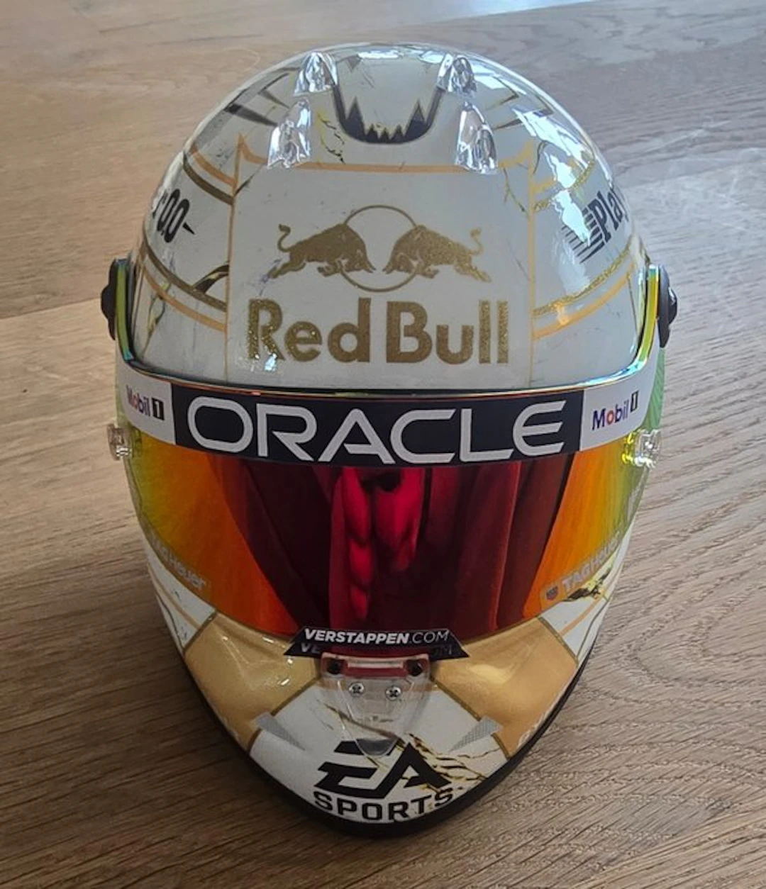 Red Bull Racing - Max Verstappen - 2024 - Scale 1/2 helmet