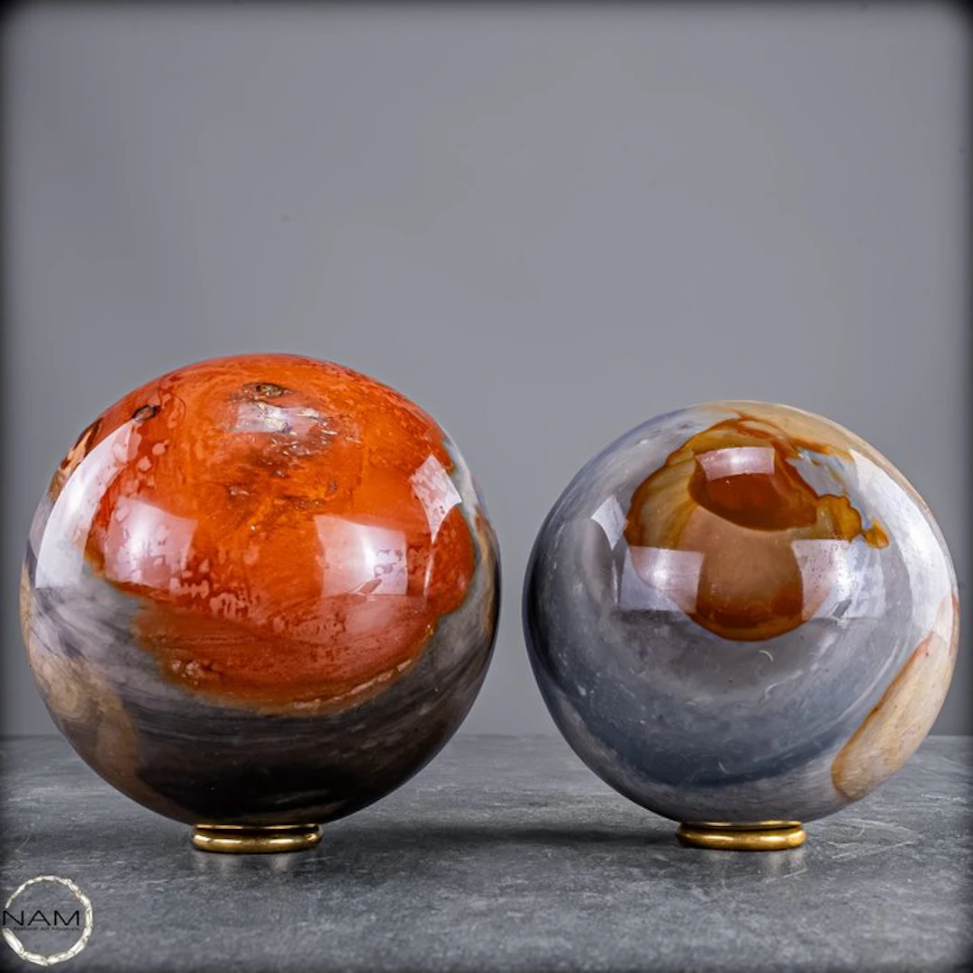 Extraordinary Polychrome Jasper Sphere Set – two large...