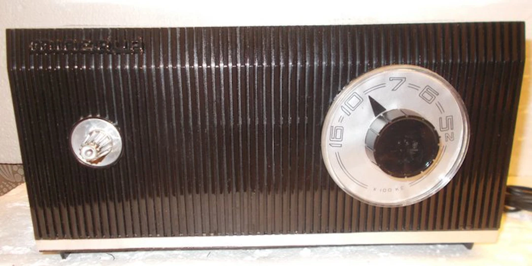Minerva - Sconosciuto Tube radio