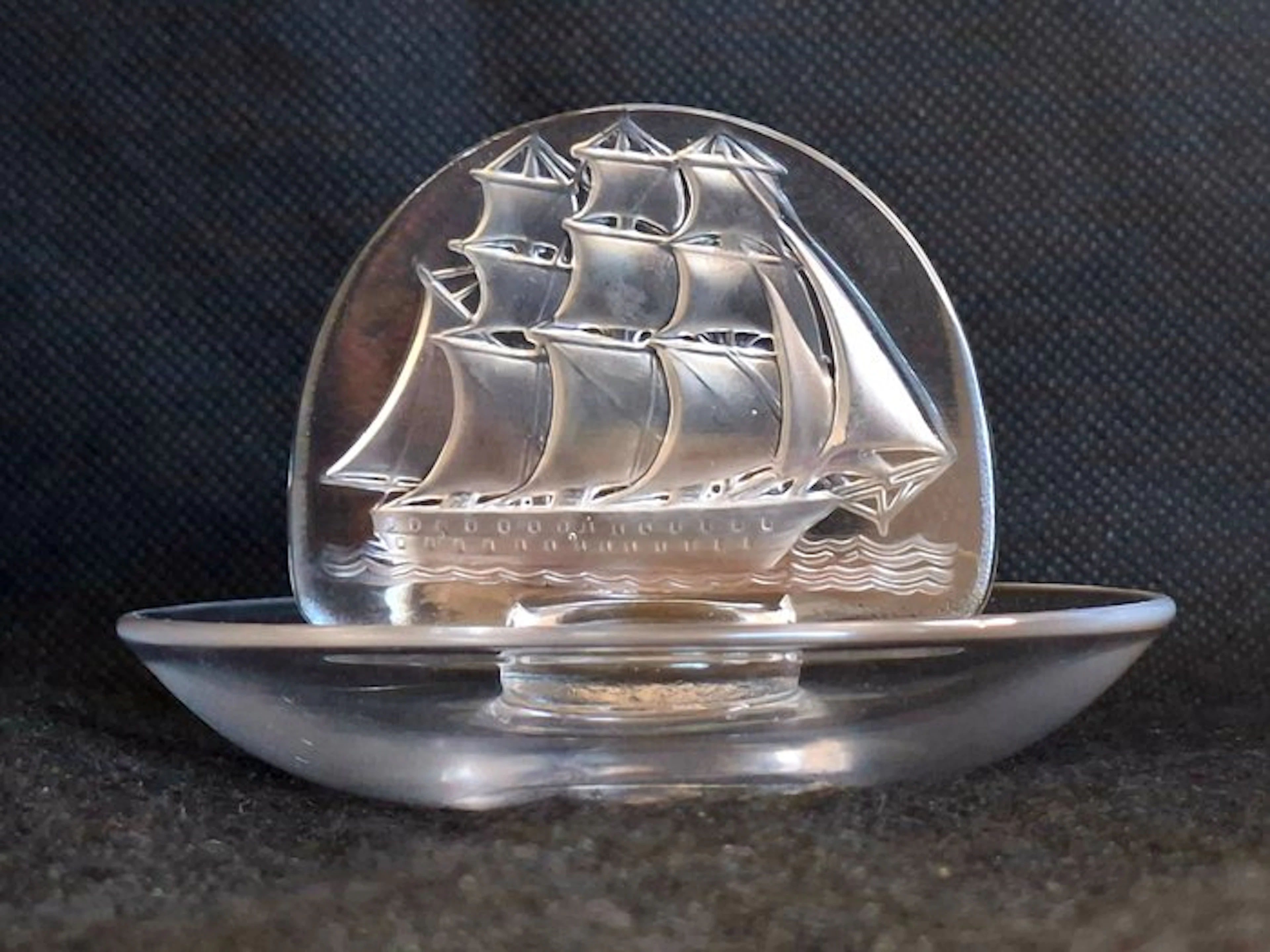 Lalique - Figurine - Caravelle hoog - Crystal