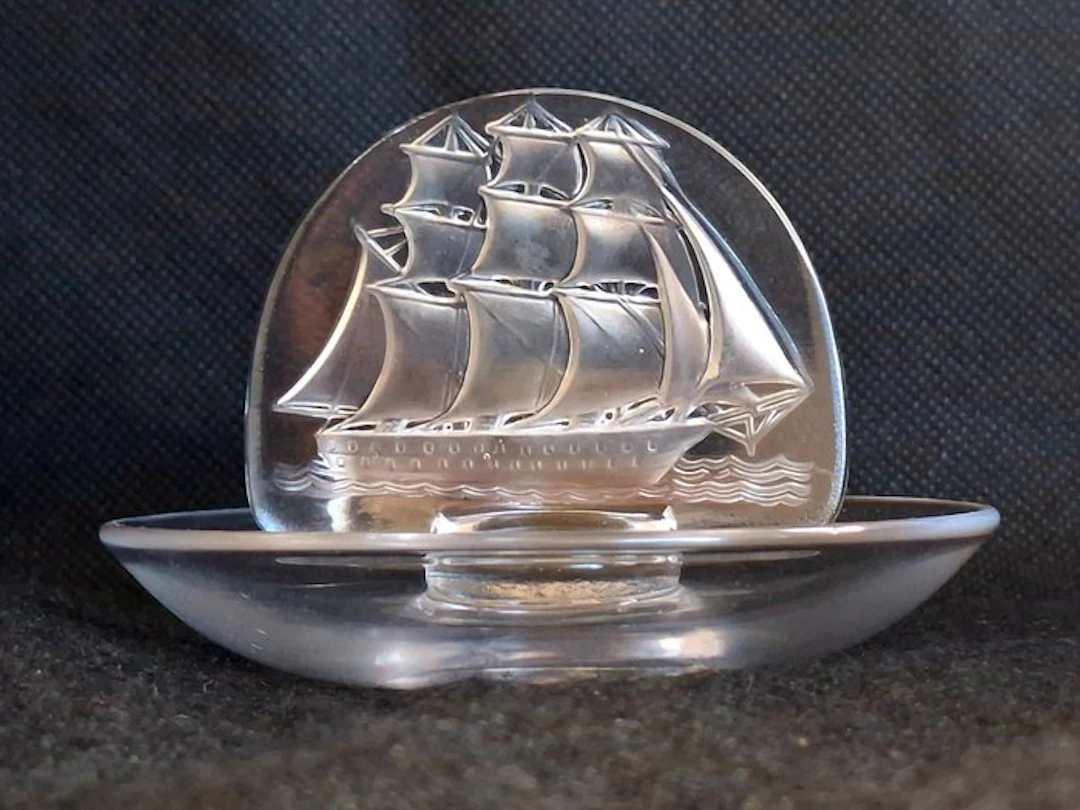 Lalique - Figurine - Caravelle hoog - Crystal