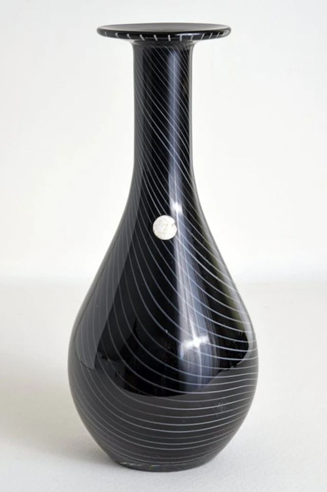 Murano - Vase - glass decorative vase with white spiral...