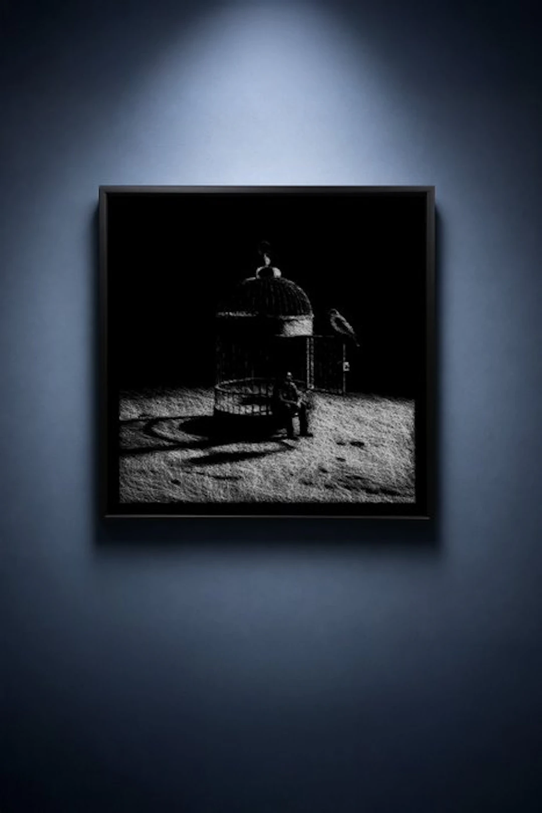 Tijs Dragtsma (1992) - A Door Open, No One Leaves