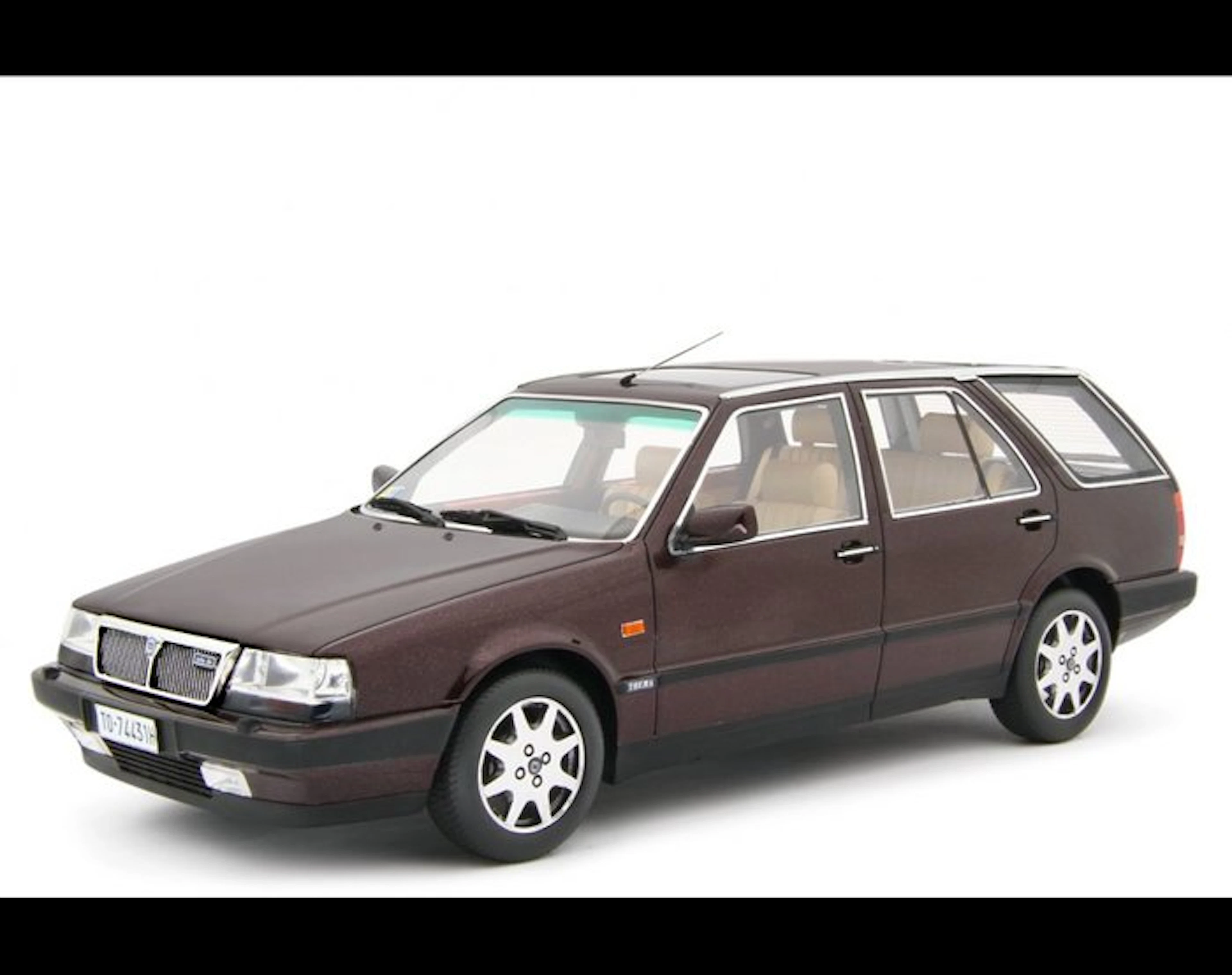 Laudoracing 1:18 - Model sports car - Lancia Thema Station Wagon T.D