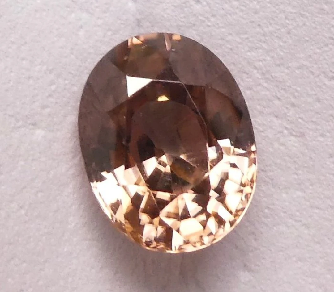 No reserve price Zircon - 2.66 ct - Instituto Gemólogico Español (IGE)