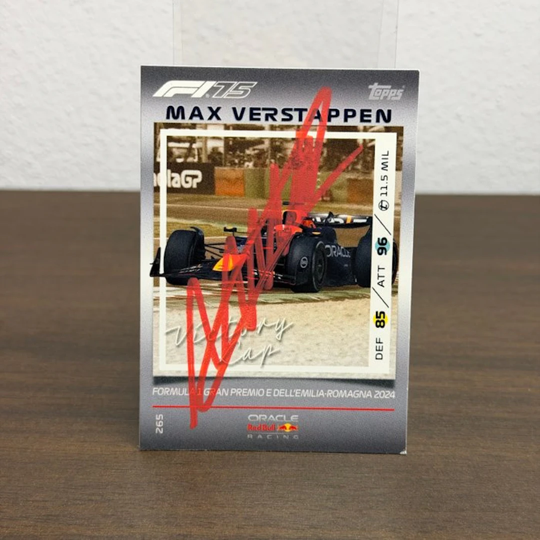 Red Bull Racing - Topps n° 265 - Victory Lap - signed...