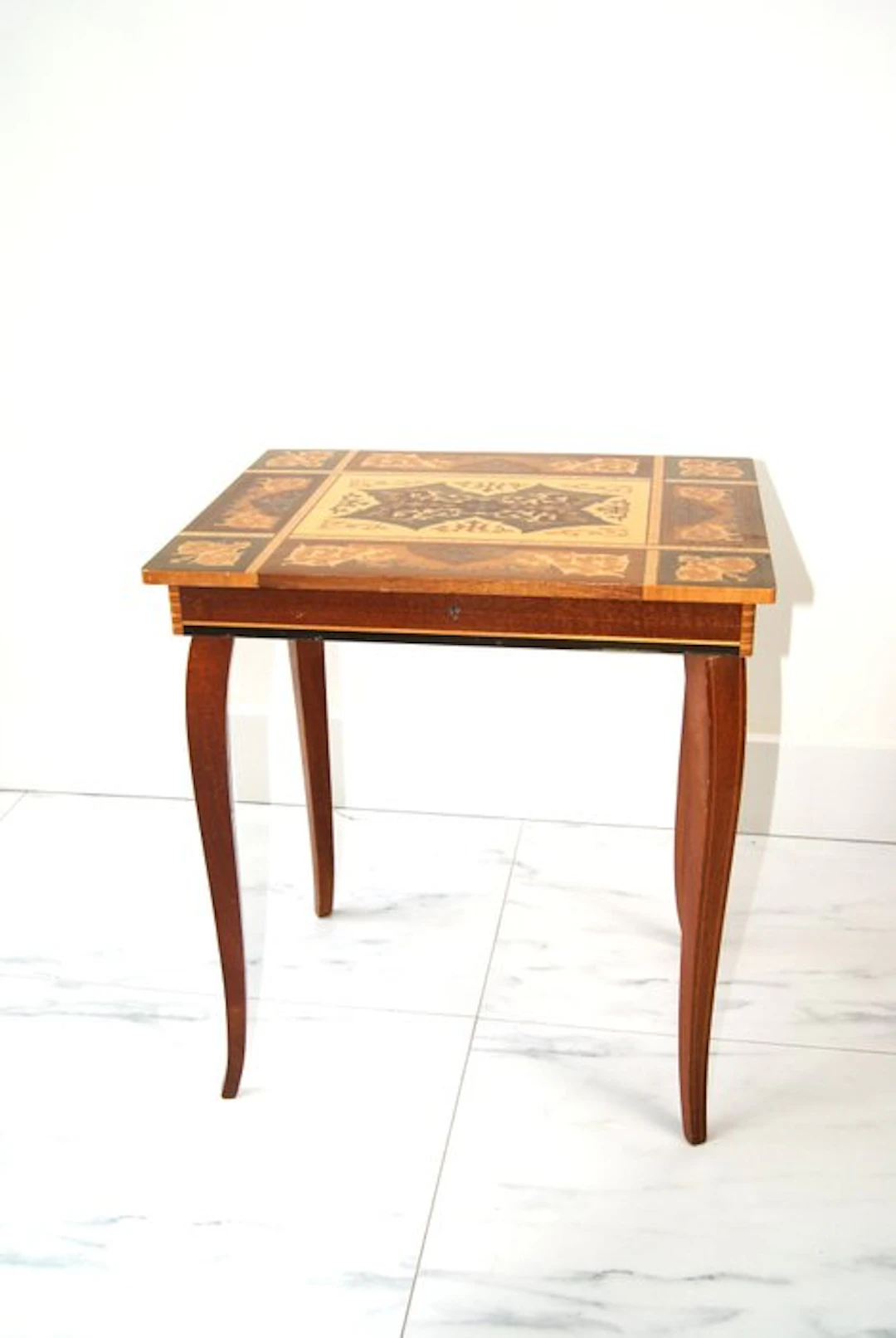 Music box - 1950-1960 - Vintage music table