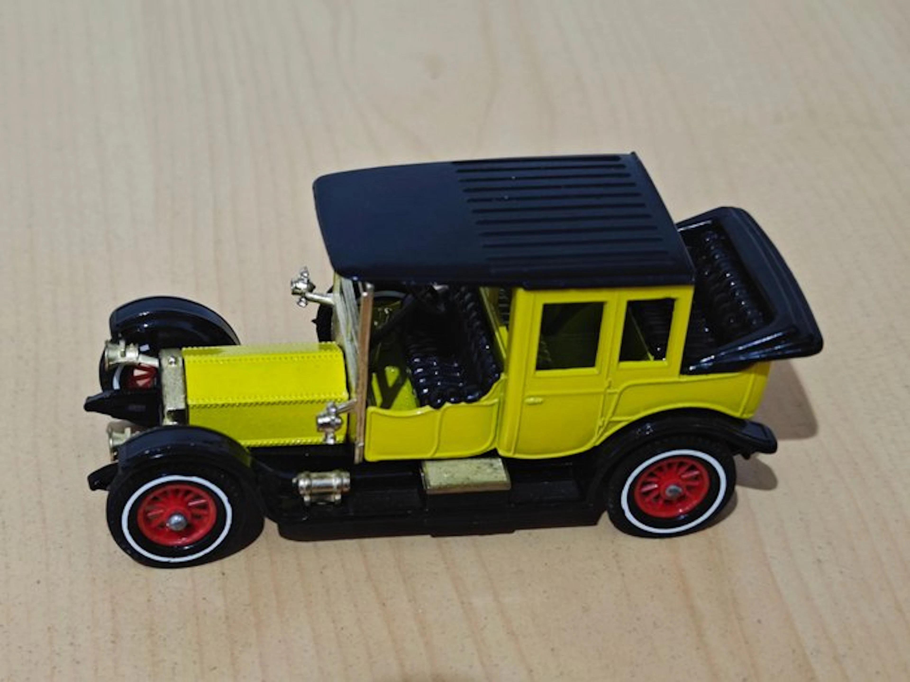 Model sedan (14) - voitures miniatures
