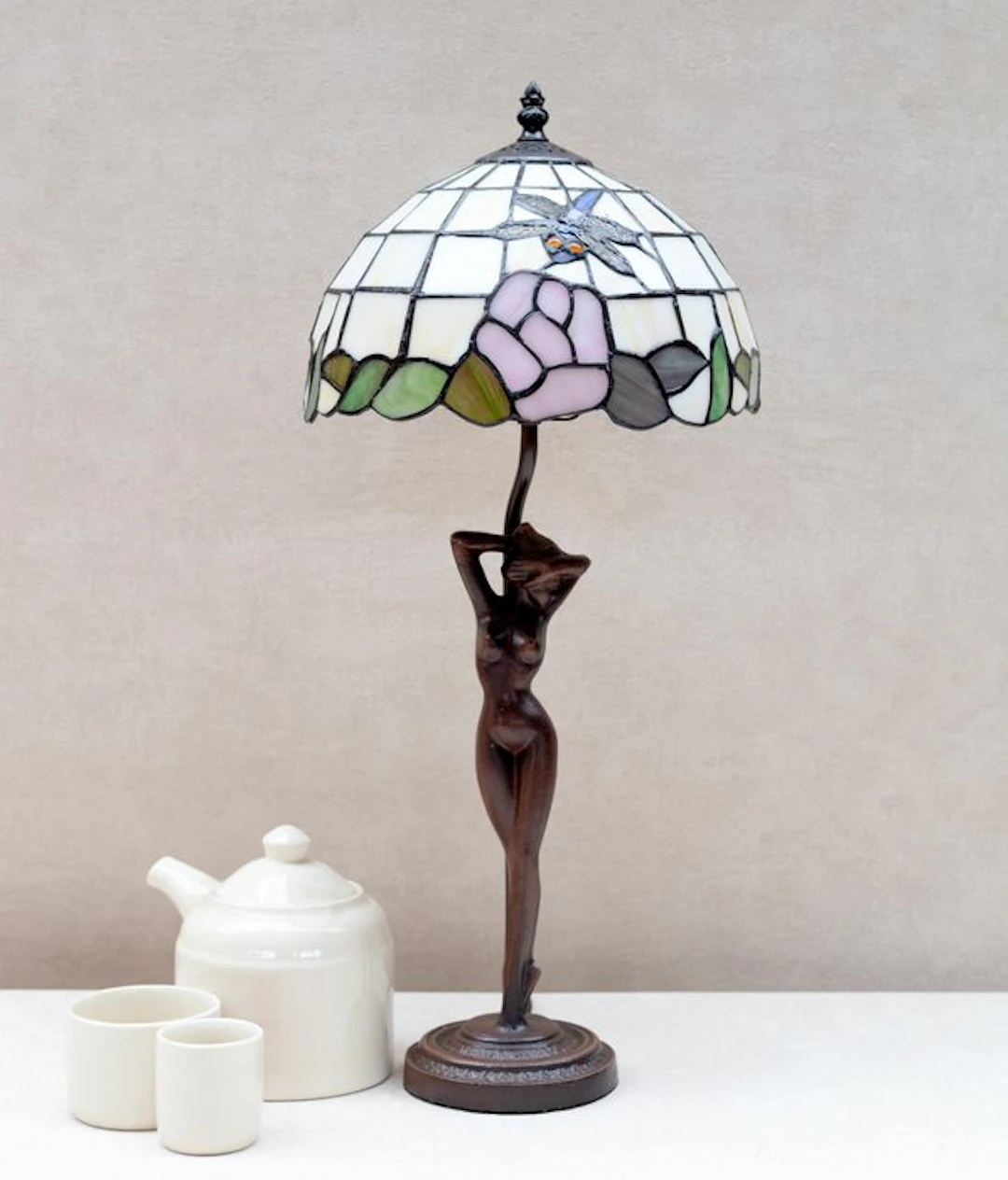 Lamp - Tiffany style - Stained glass