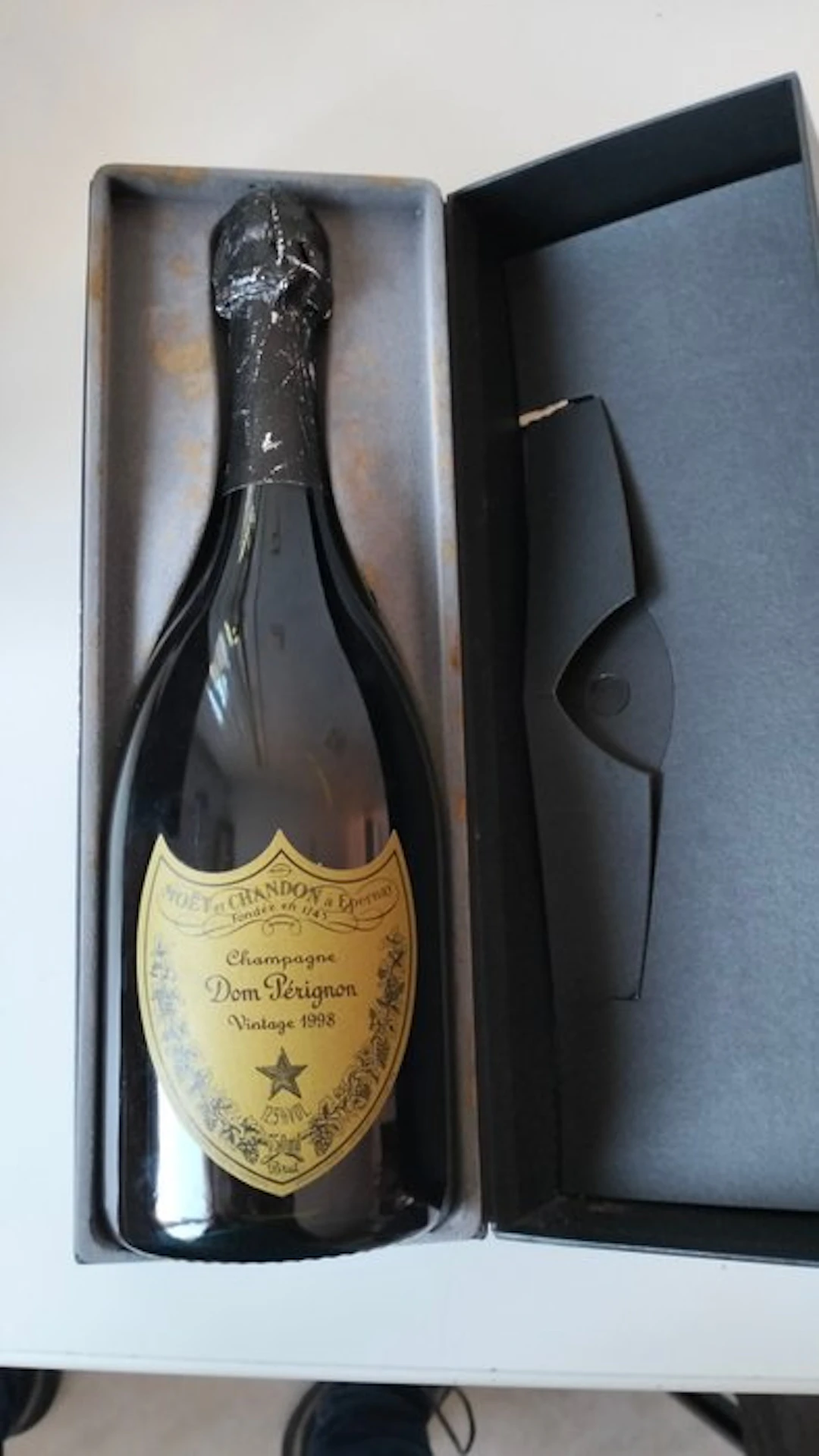 1998 Dom Pérignon - Champagne Brut - 1 Bottle (0.75L)