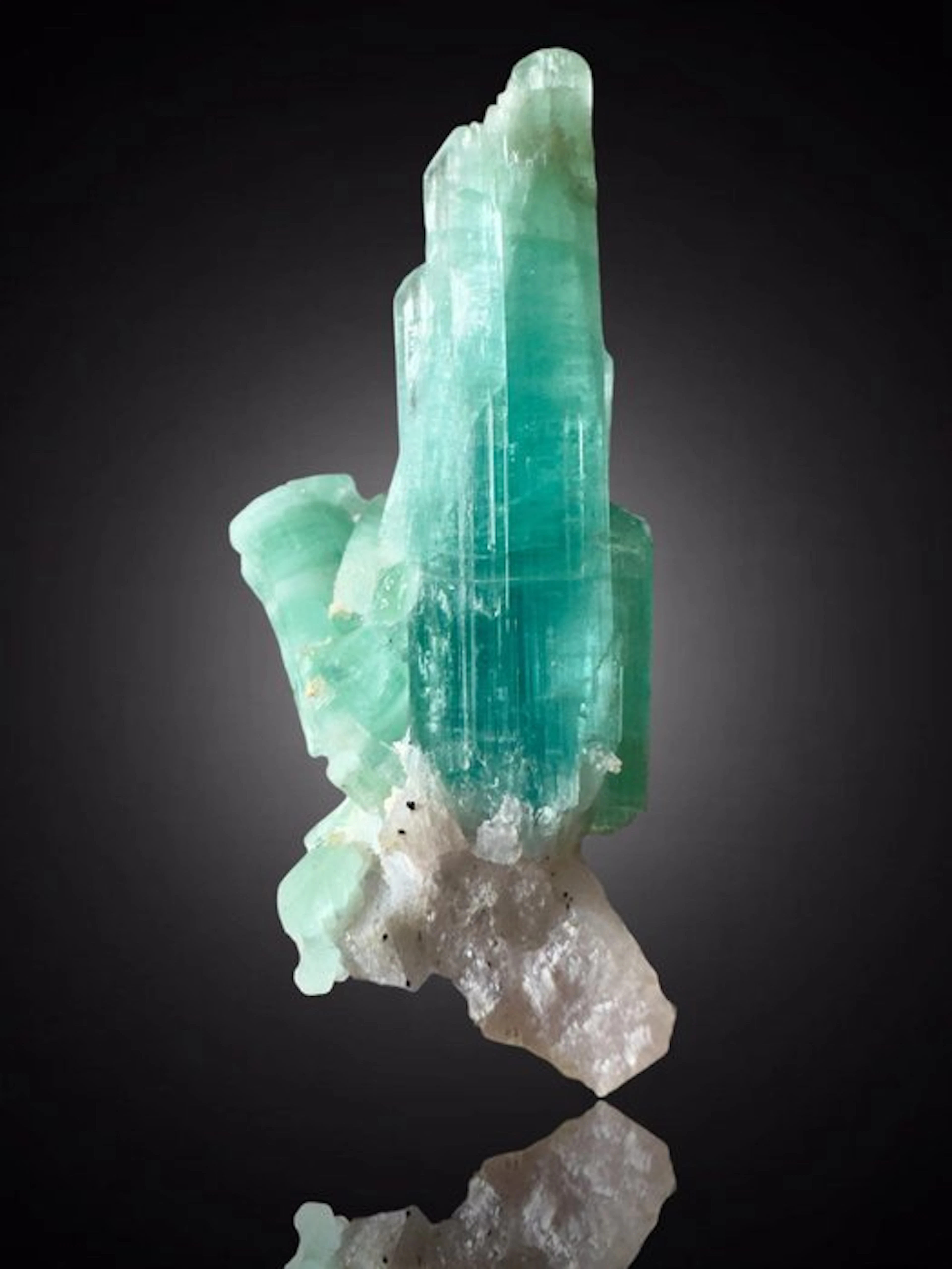 Luminous crystal of blue tourmaline-lepidolite