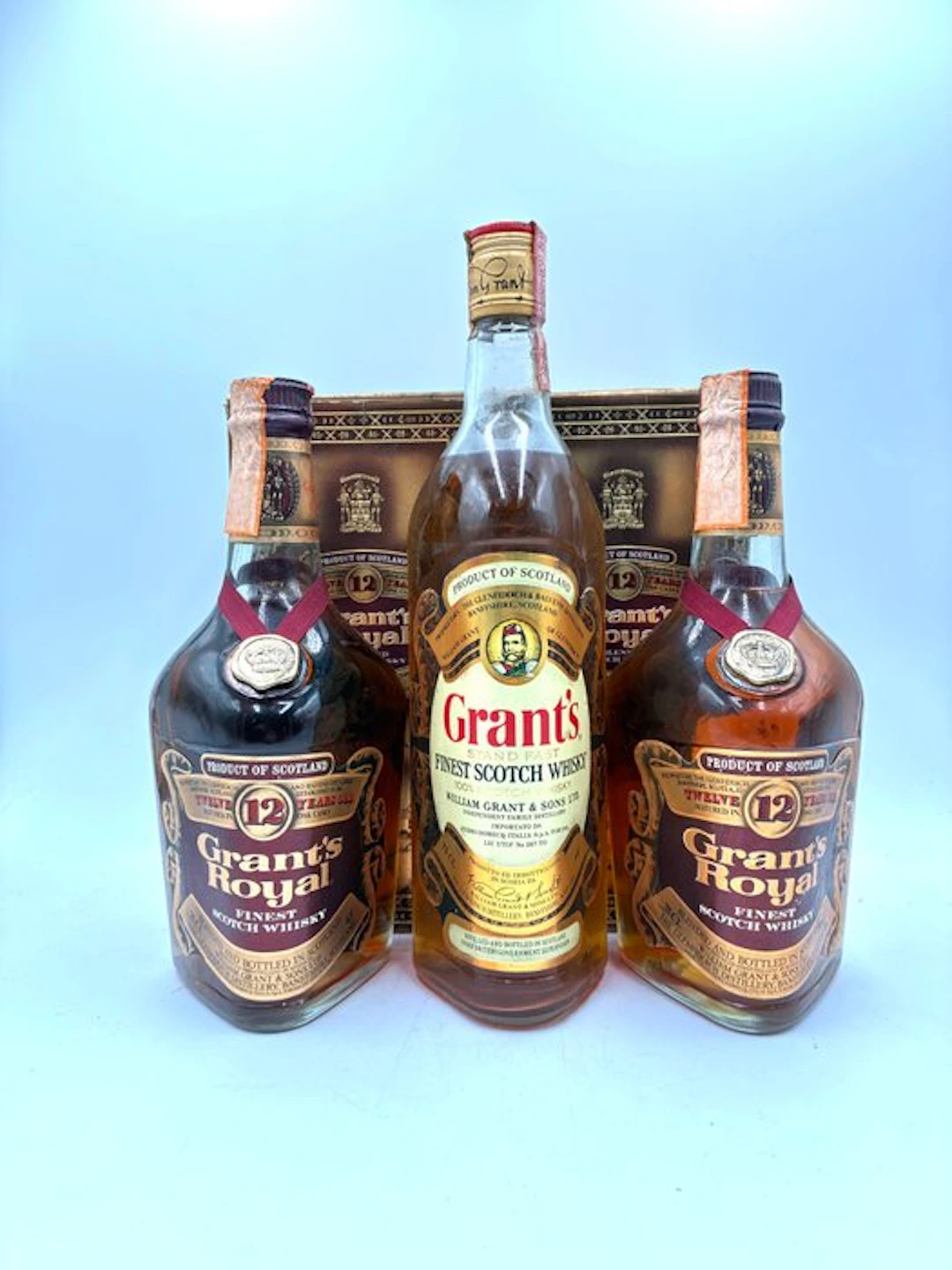 Grant's Finest & 12yo Royal - William Grant & Sons - b. 1980s - 75cl
