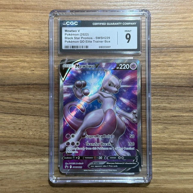 Pokémon Graded card - Mewtwo SWSH229 - CGC 9
