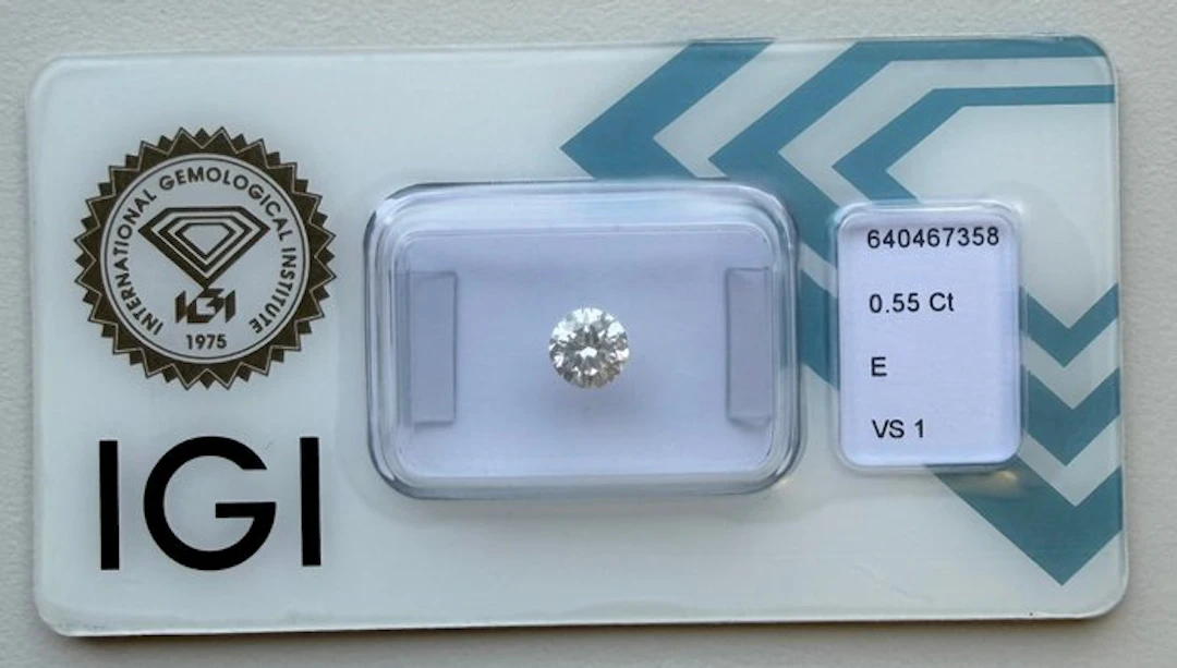 1 pcs Diamond (Natural) - 0.55 ct - Round - E - VS1...