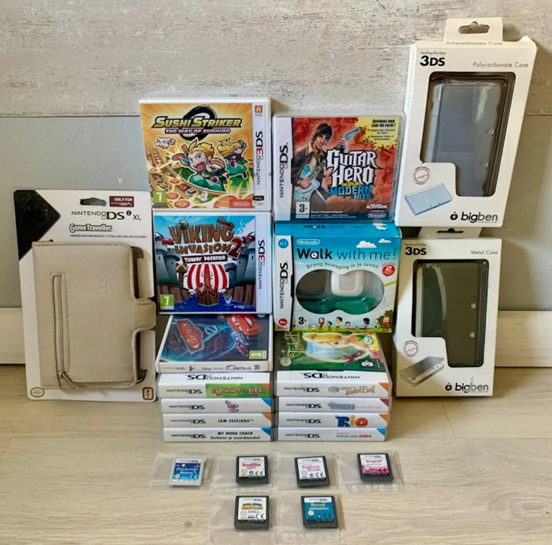 Nintendo - 2DS / 3DS - 19 Games [3x sealed] + accessories...
