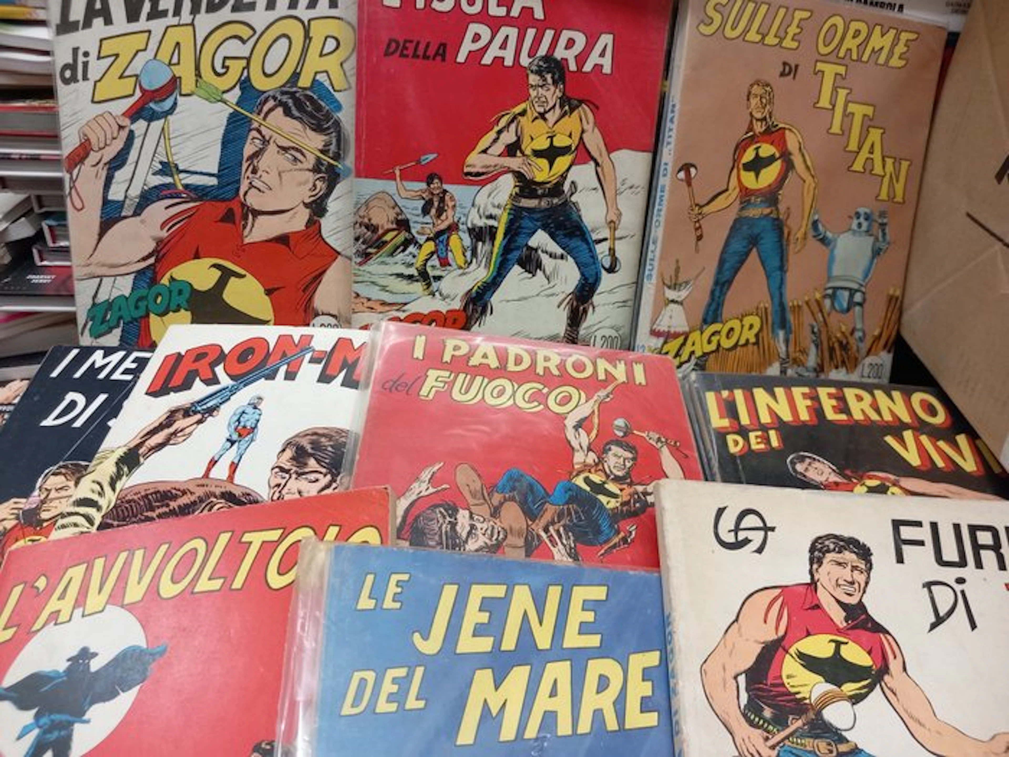 Zagor scritta rossa lire 200 n