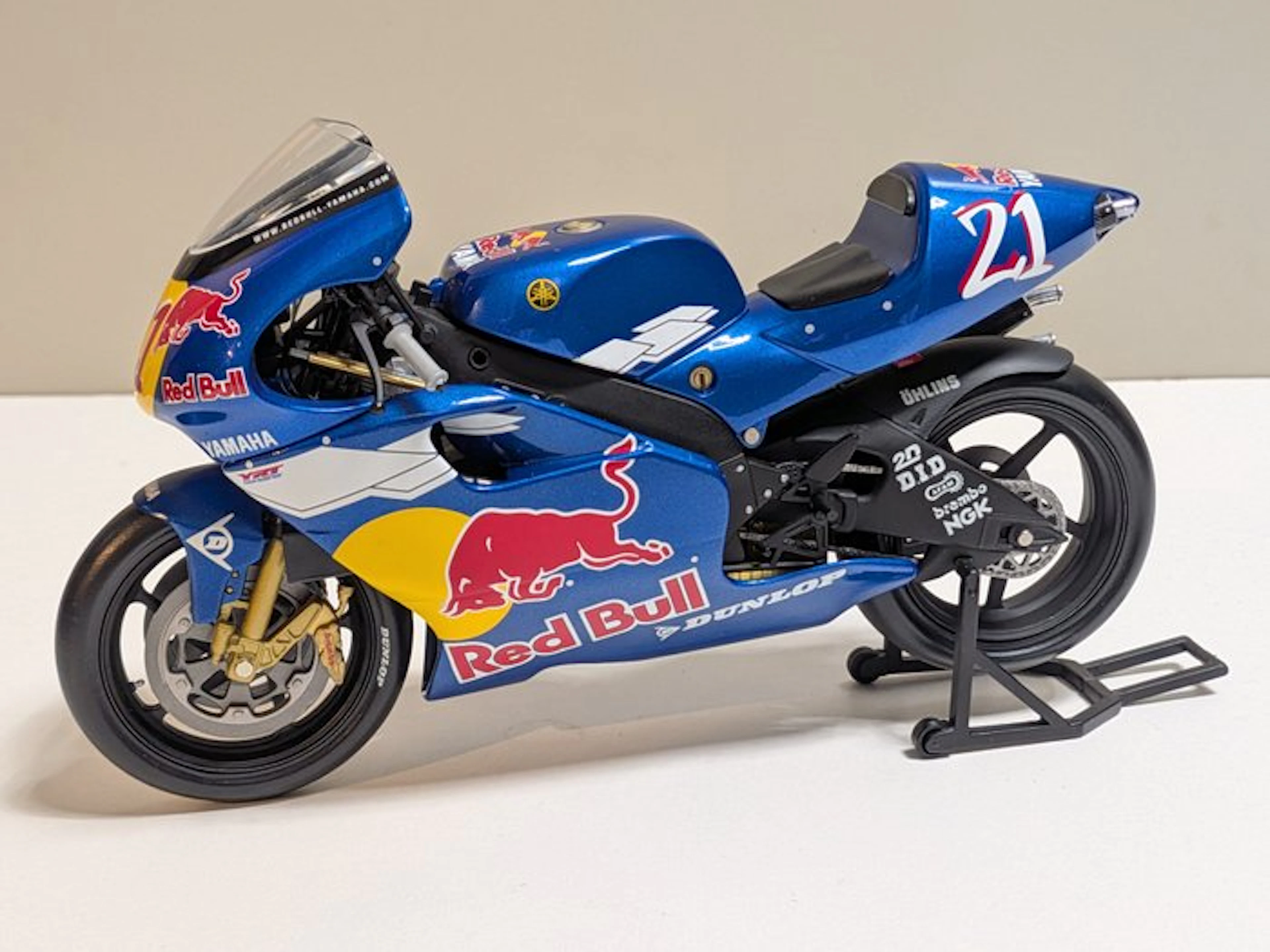 MiniChamps 1:12 - Model motorcycle - Yamaha YZR-500 - John Hopkins