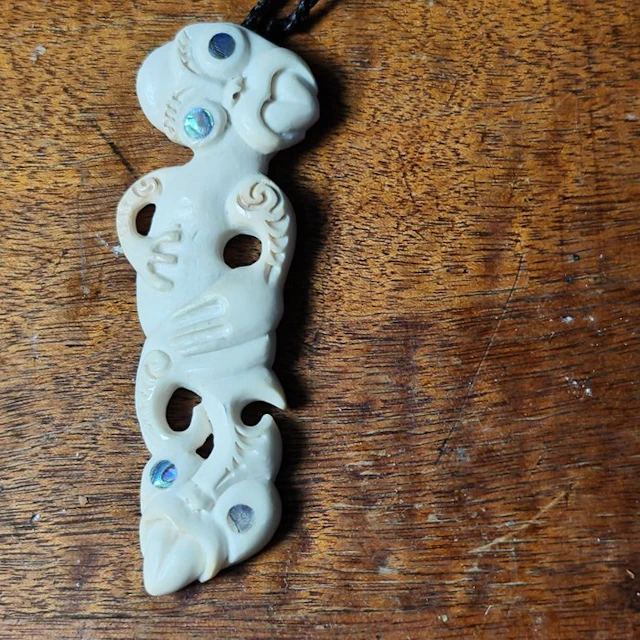 Maori Hei Tiki pendant - Tiki - Maori - Hei tiki Maori...